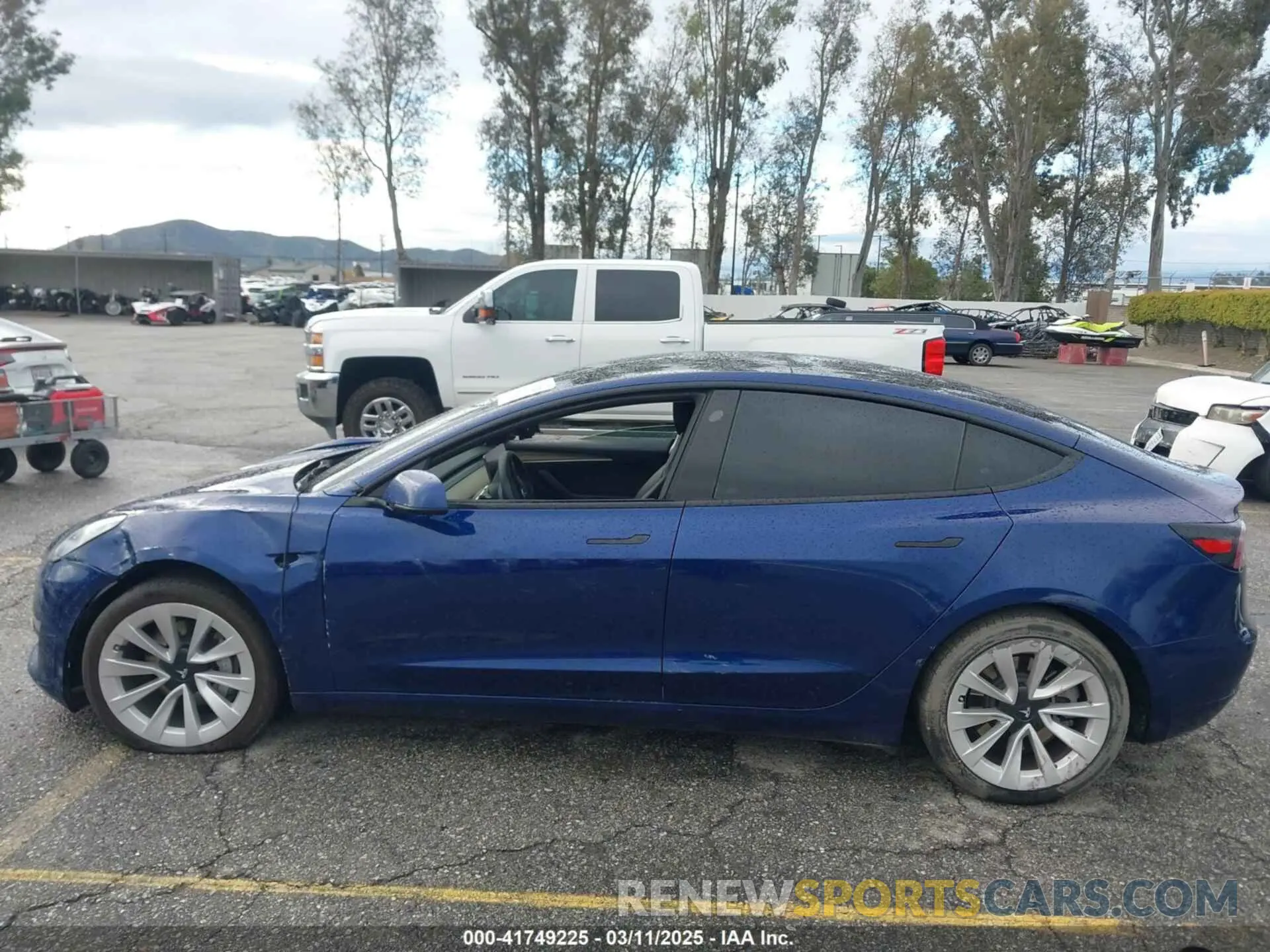 15 Photograph of a damaged car 5YJ3E1EA0PF518983 TESLA MODEL 3 2023