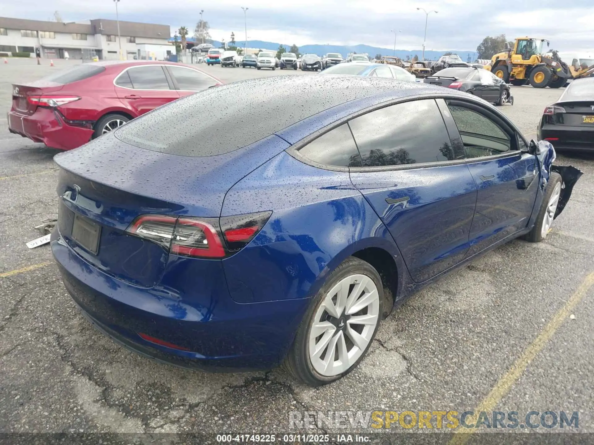 4 Photograph of a damaged car 5YJ3E1EA0PF518983 TESLA MODEL 3 2023