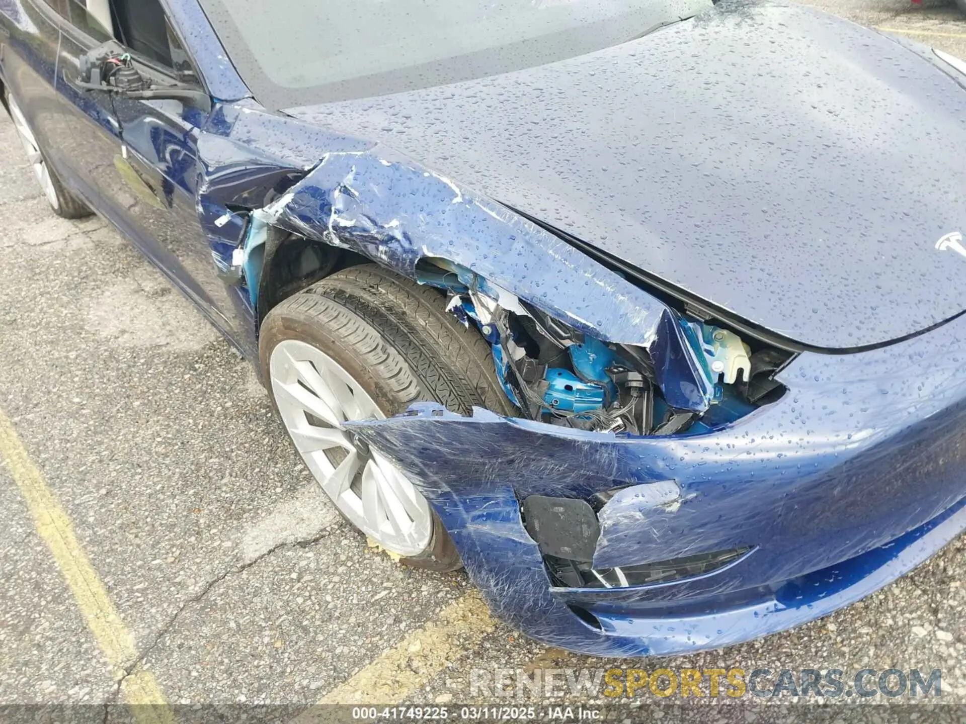 6 Photograph of a damaged car 5YJ3E1EA0PF518983 TESLA MODEL 3 2023