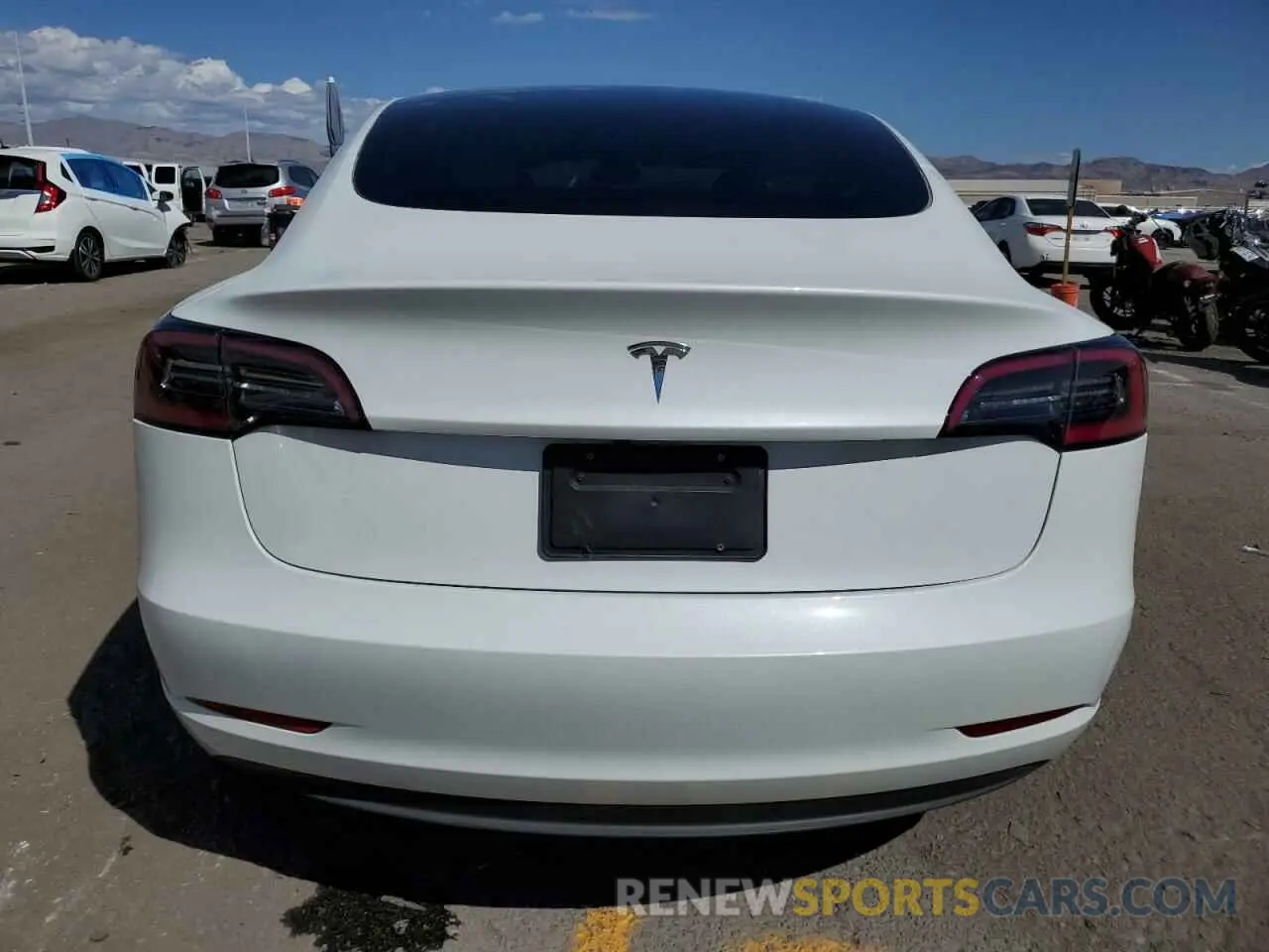 6 Photograph of a damaged car 5YJ3E1EA0PF542202 TESLA MODEL 3 2023