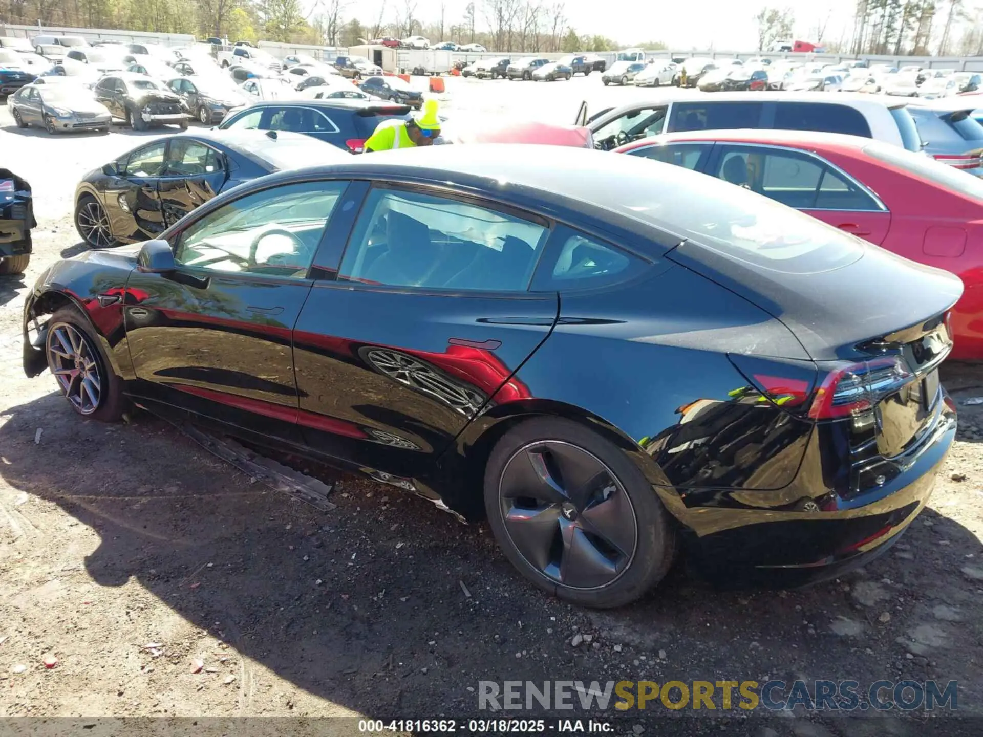 14 Photograph of a damaged car 5YJ3E1EA0PF546332 TESLA MODEL 3 2023