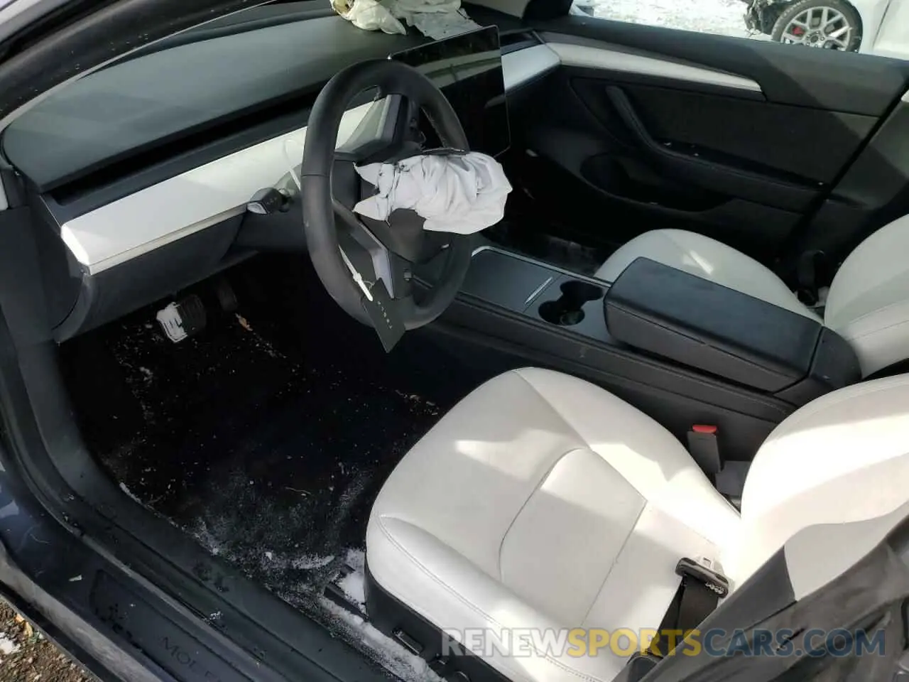 8 Photograph of a damaged car 5YJ3E1EA0PF547948 TESLA MODEL 3 2023