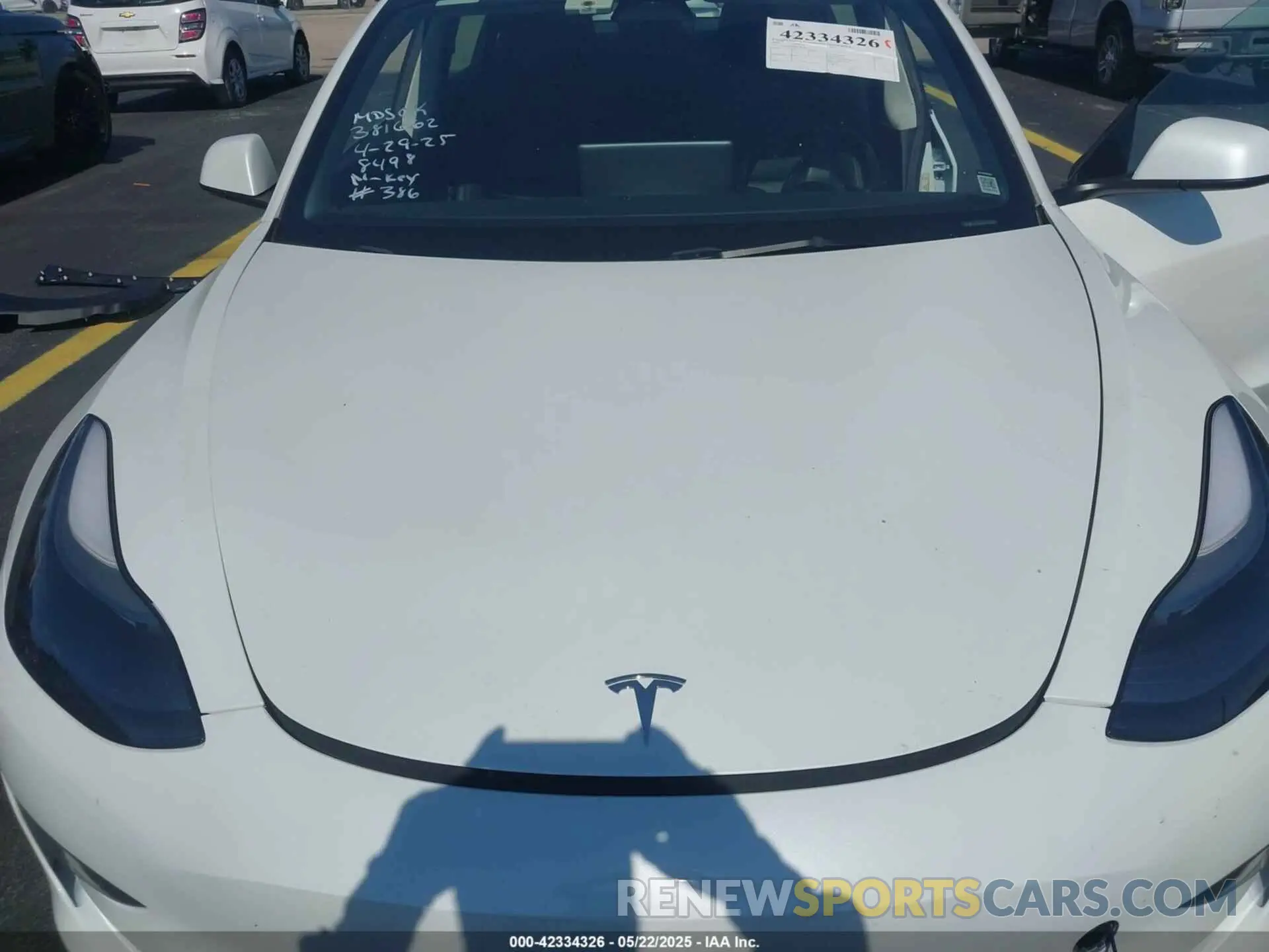 10 Photograph of a damaged car 5YJ3E1EA0PF548498 TESLA MODEL 3 2023