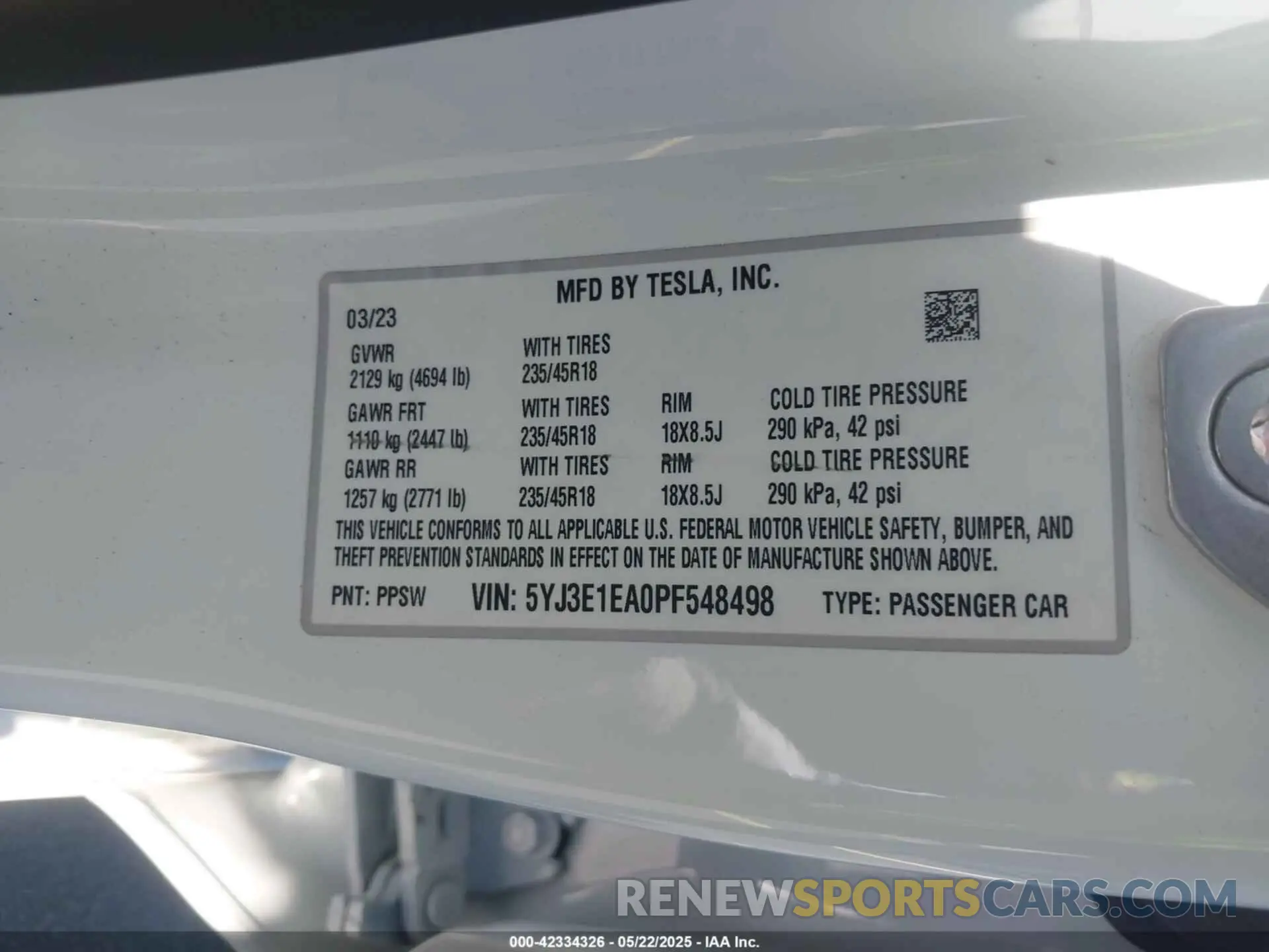 9 Photograph of a damaged car 5YJ3E1EA0PF548498 TESLA MODEL 3 2023