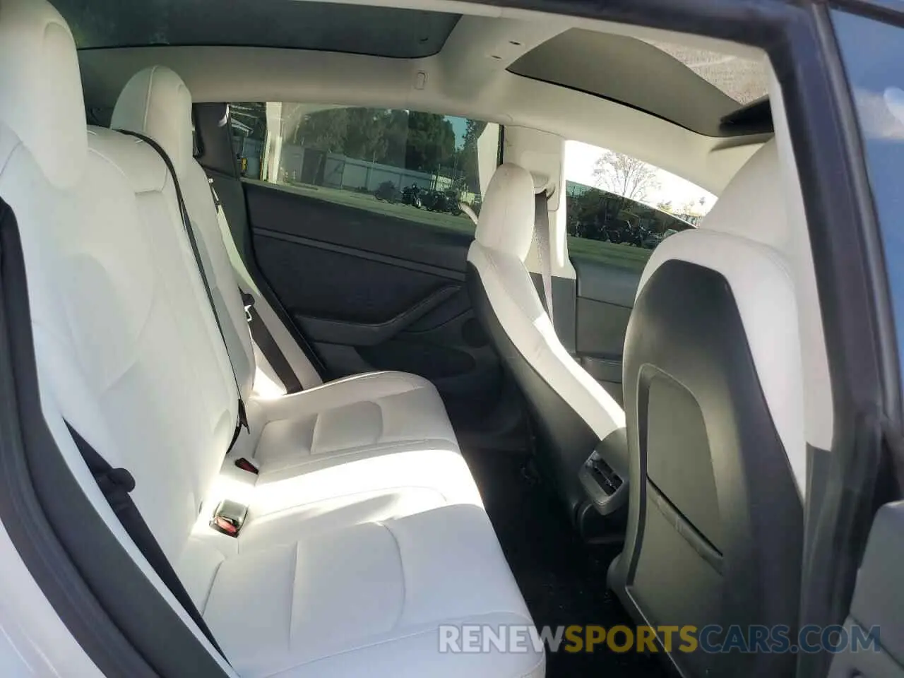 11 Photograph of a damaged car 5YJ3E1EA0PF551630 TESLA MODEL 3 2023