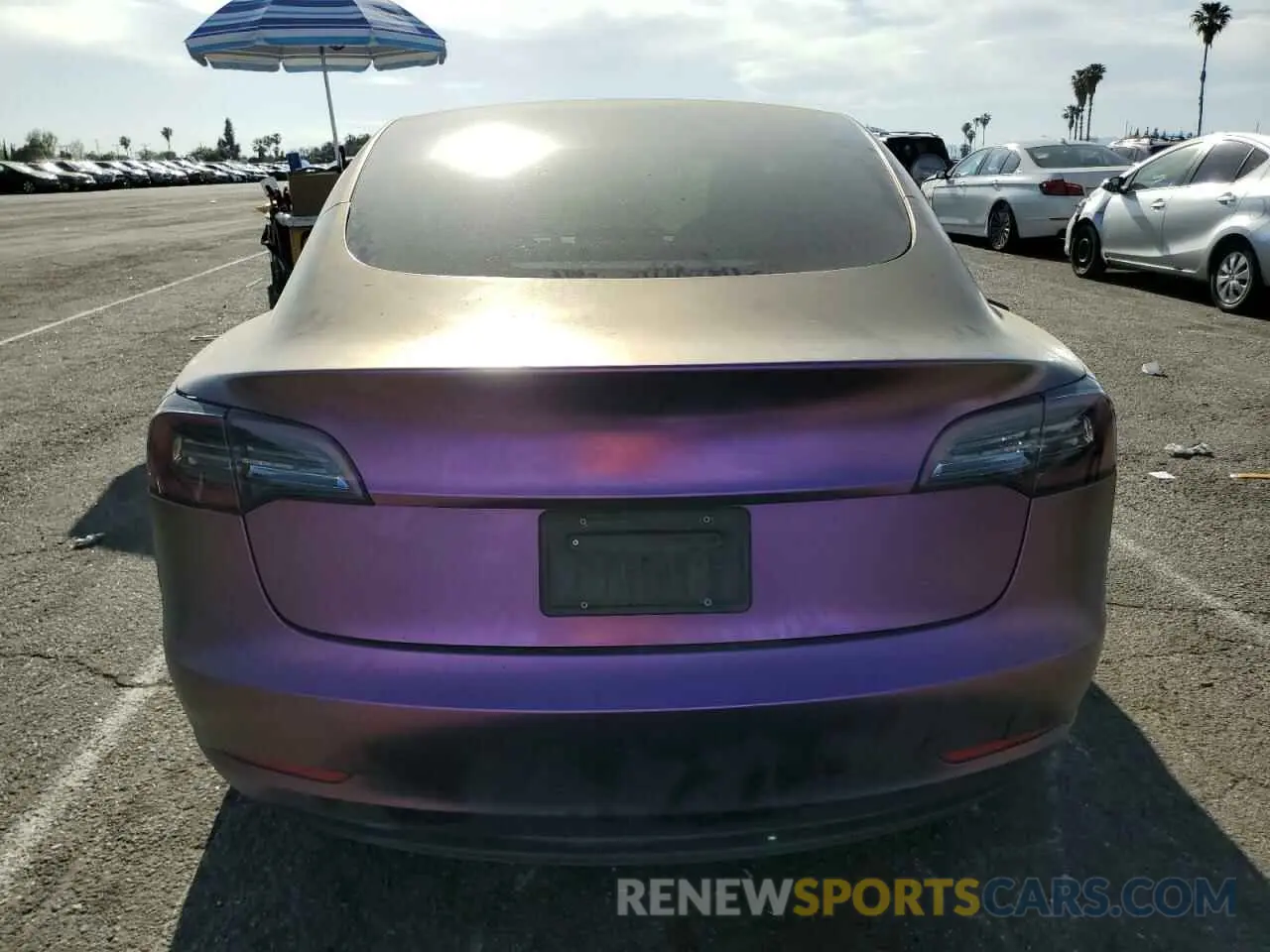 6 Photograph of a damaged car 5YJ3E1EA0PF551630 TESLA MODEL 3 2023