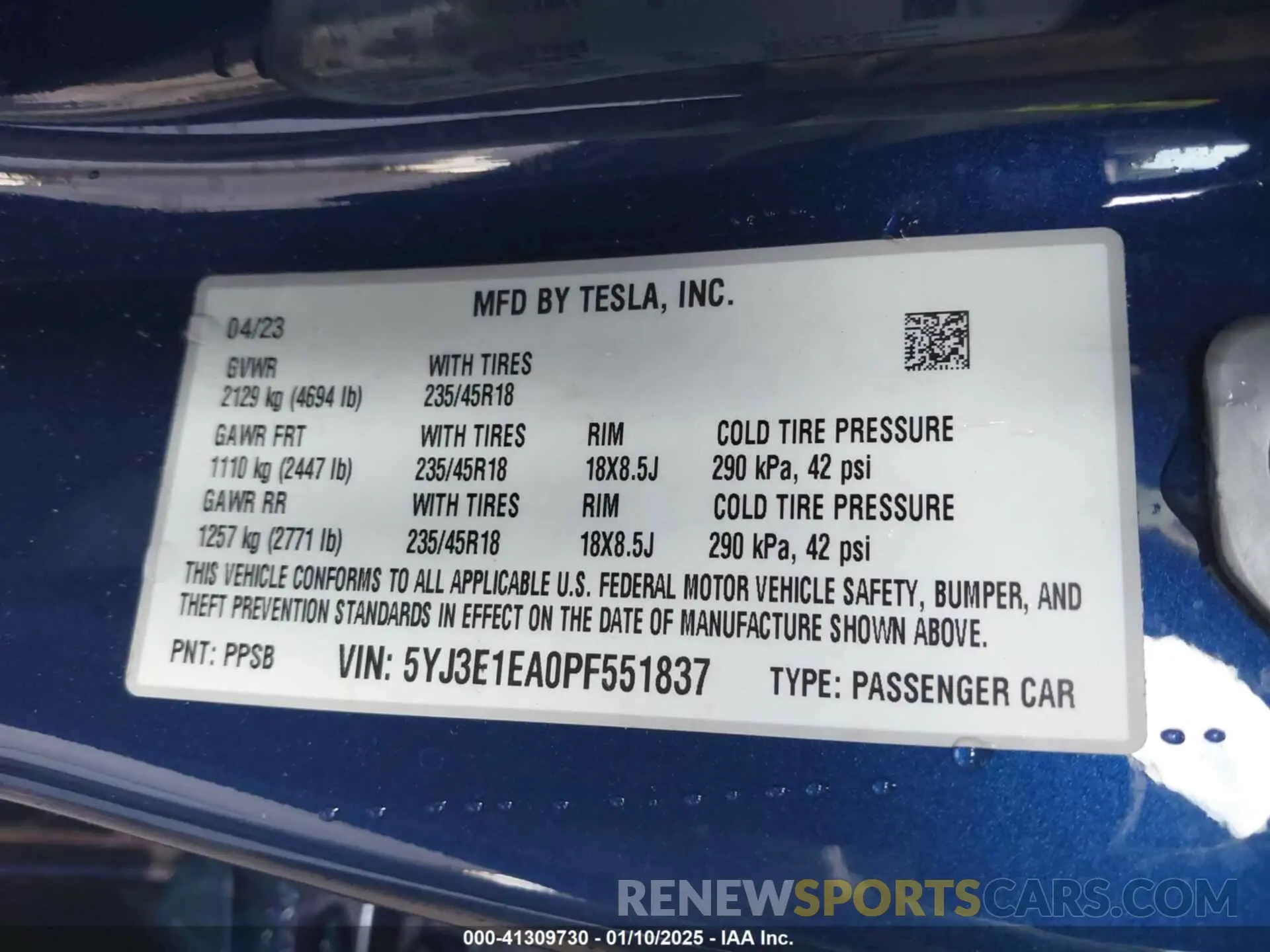 9 Photograph of a damaged car 5YJ3E1EA0PF551837 TESLA MODEL 3 2023