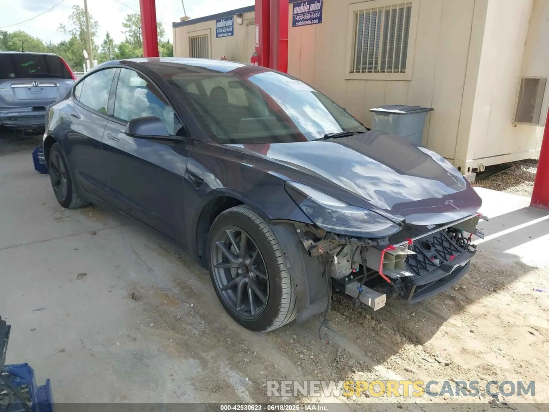 1 Photograph of a damaged car 5YJ3E1EA0PF555919 TESLA MODEL 3 2023