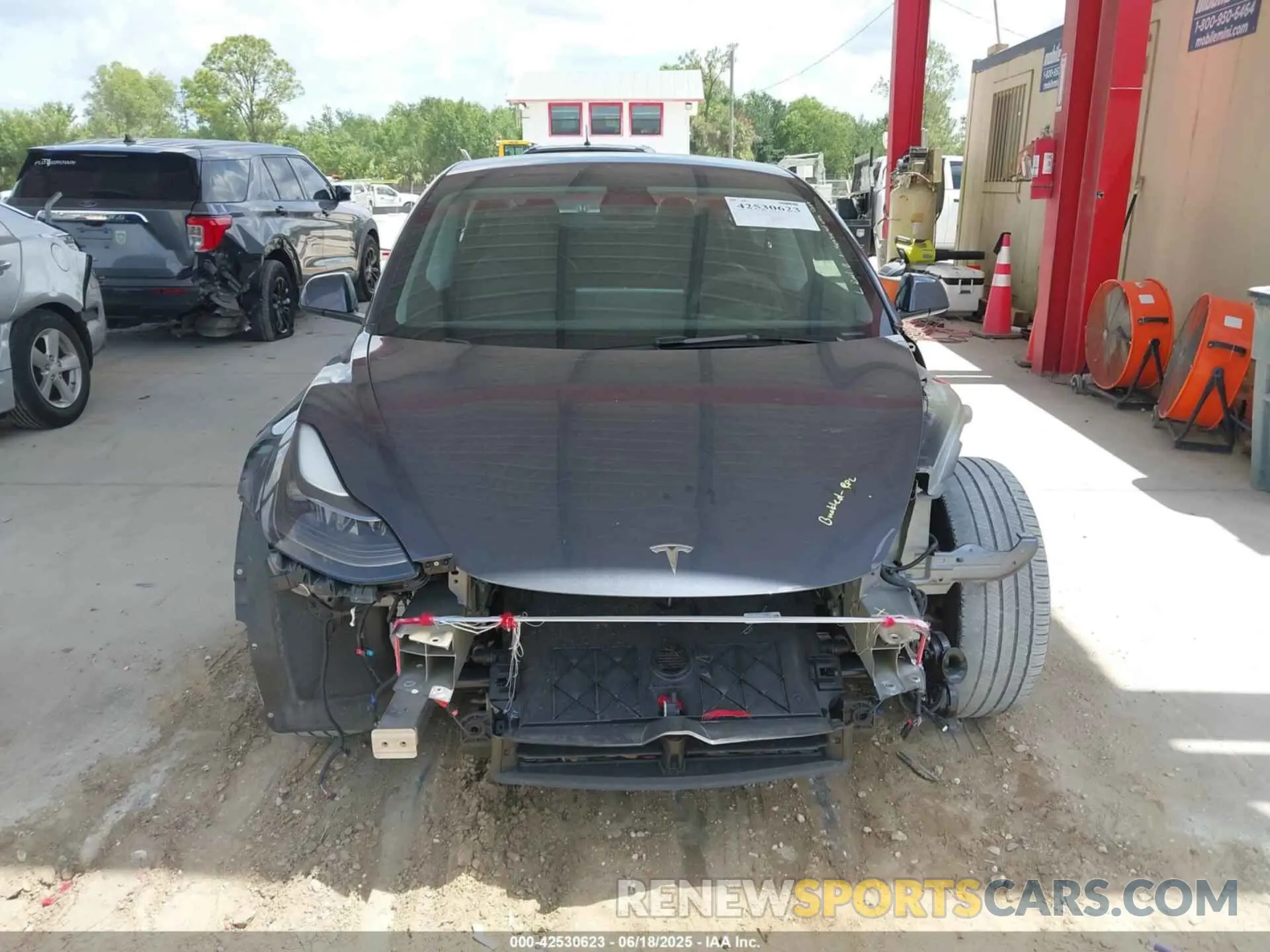12 Photograph of a damaged car 5YJ3E1EA0PF555919 TESLA MODEL 3 2023
