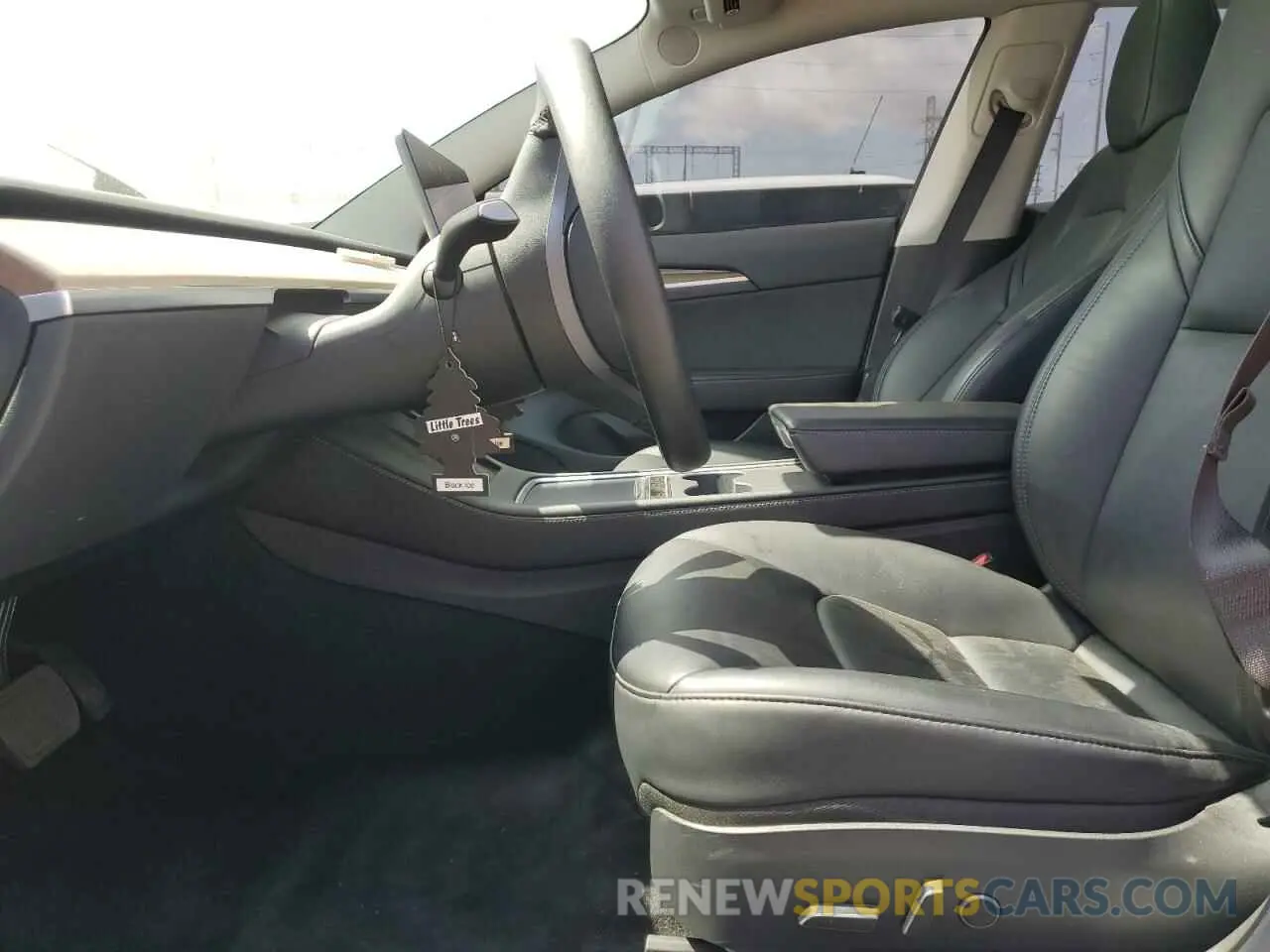 7 Photograph of a damaged car 5YJ3E1EA0PF570355 TESLA MODEL 3 2023