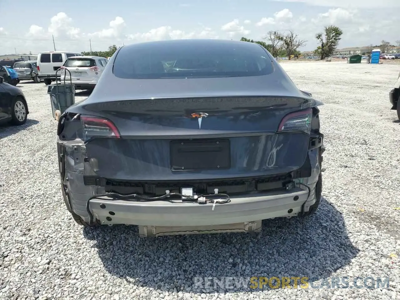 6 Photograph of a damaged car 5YJ3E1EA0PF571943 TESLA MODEL 3 2023