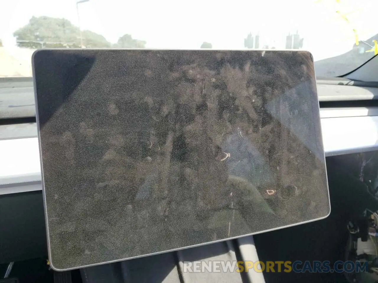 9 Photograph of a damaged car 5YJ3E1EA0PF574292 TESLA MODEL 3 2023