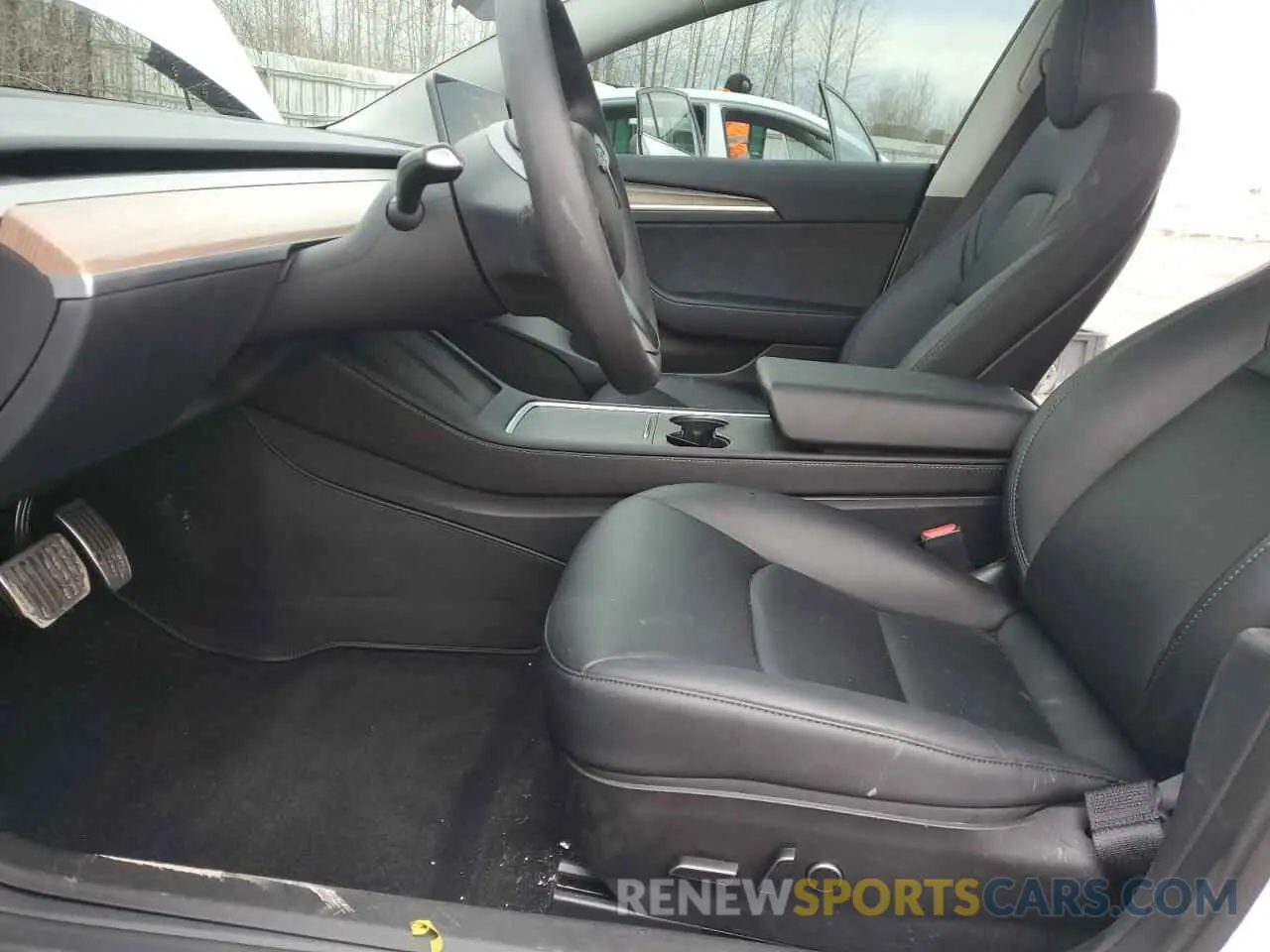 7 Photograph of a damaged car 5YJ3E1EA0PF577919 TESLA MODEL 3 2023