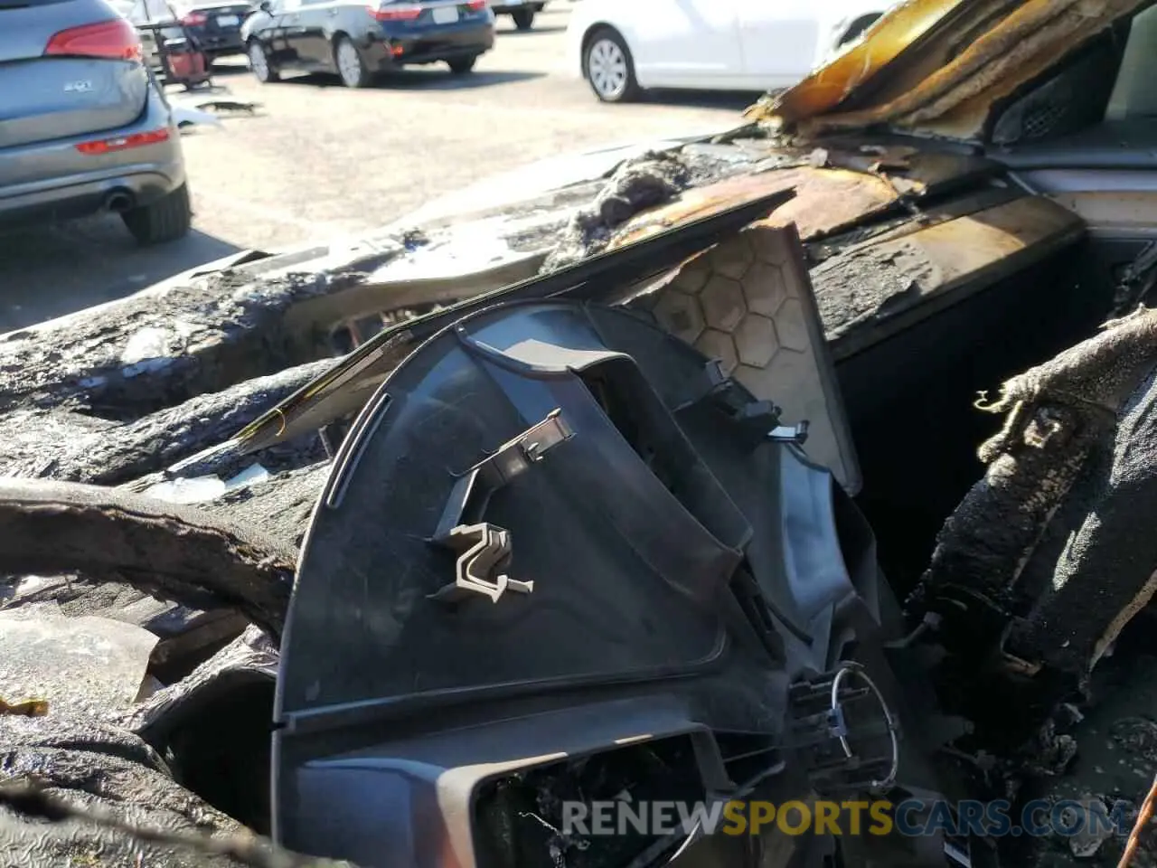 9 Photograph of a damaged car 5YJ3E1EA0PF579119 TESLA MODEL 3 2023