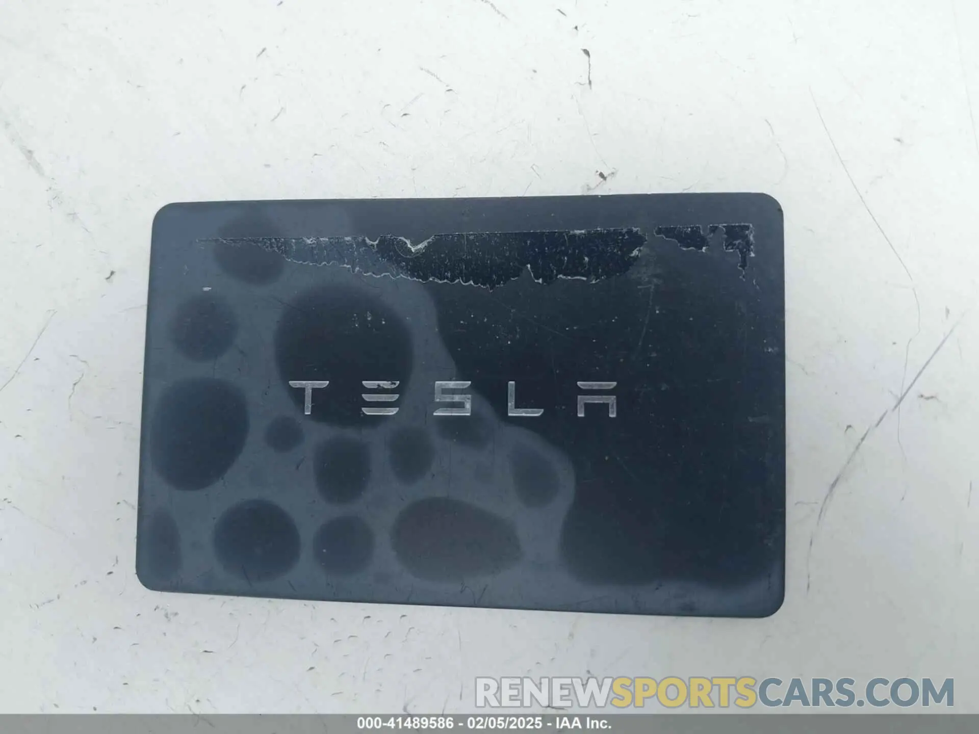 11 Photograph of a damaged car 5YJ3E1EA0PF587656 TESLA MODEL 3 2023