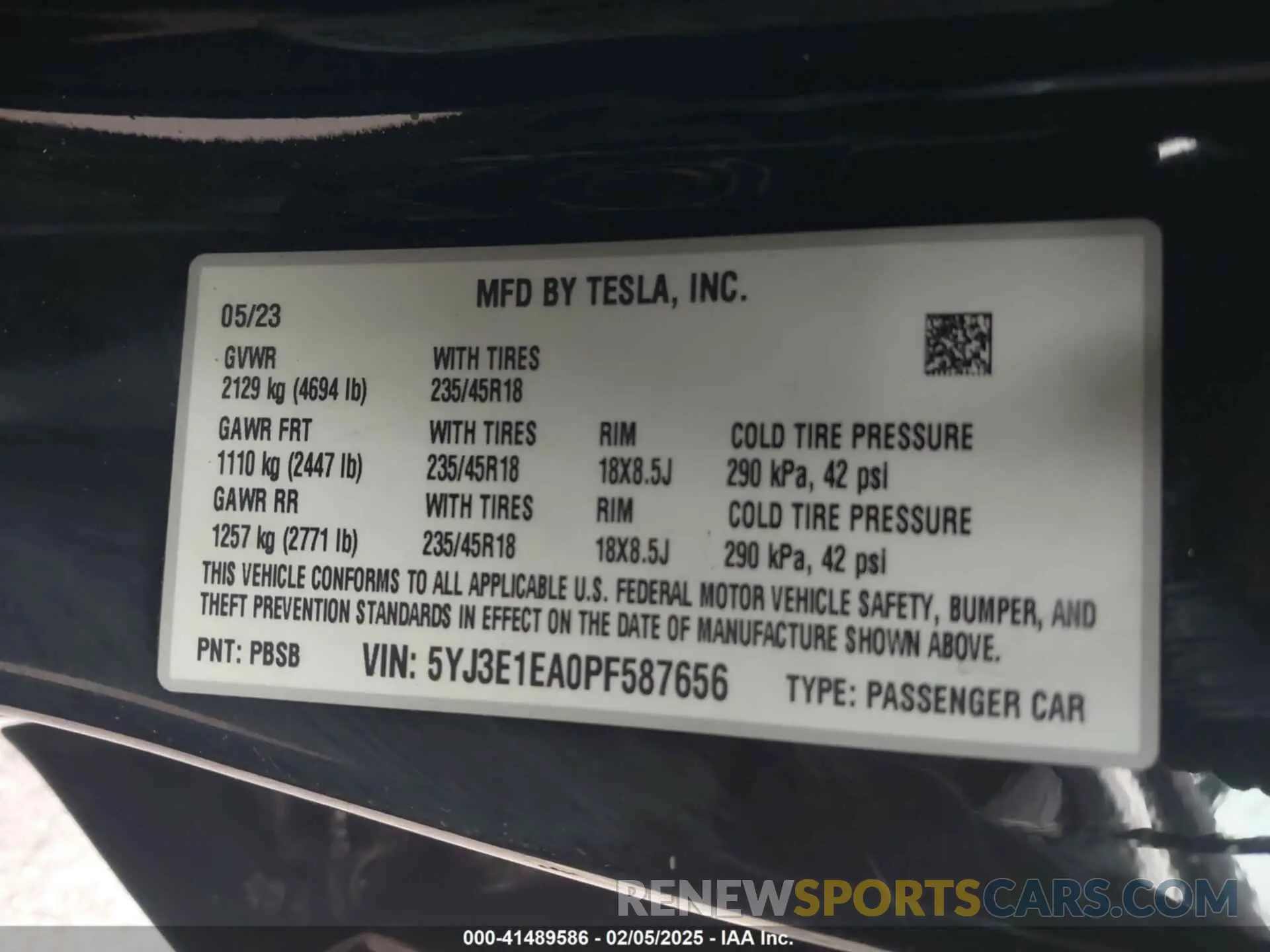 9 Photograph of a damaged car 5YJ3E1EA0PF587656 TESLA MODEL 3 2023