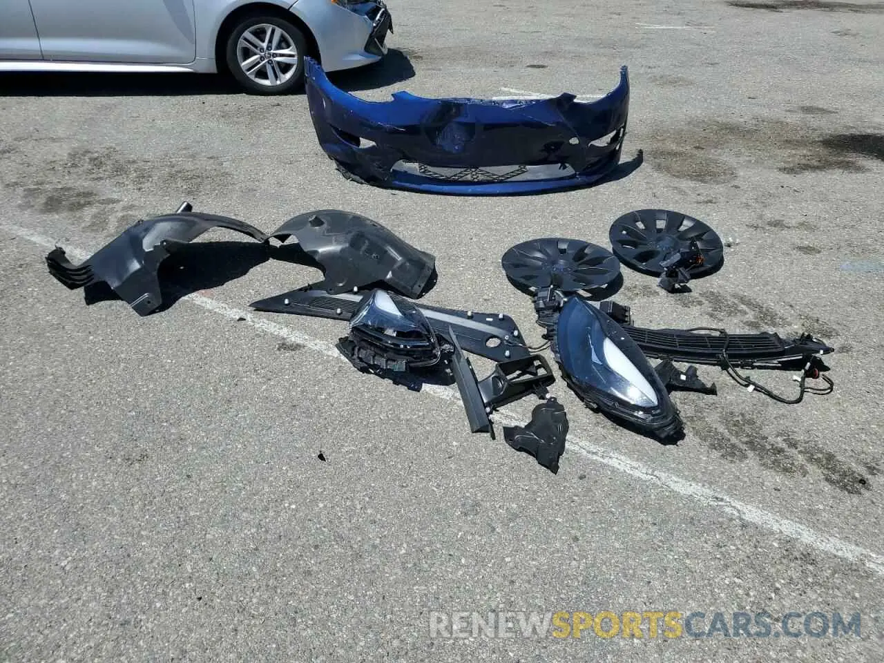 14 Photograph of a damaged car 5YJ3E1EA0PF591948 TESLA MODEL 3 2023