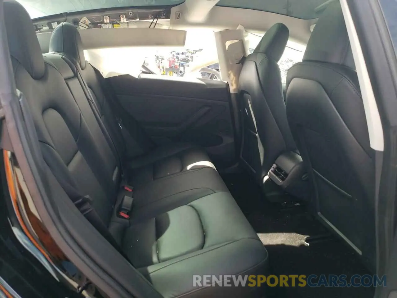 10 Photograph of a damaged car 5YJ3E1EA0PF601605 TESLA MODEL 3 2023