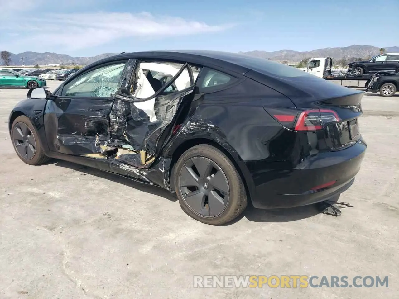 2 Photograph of a damaged car 5YJ3E1EA0PF601605 TESLA MODEL 3 2023