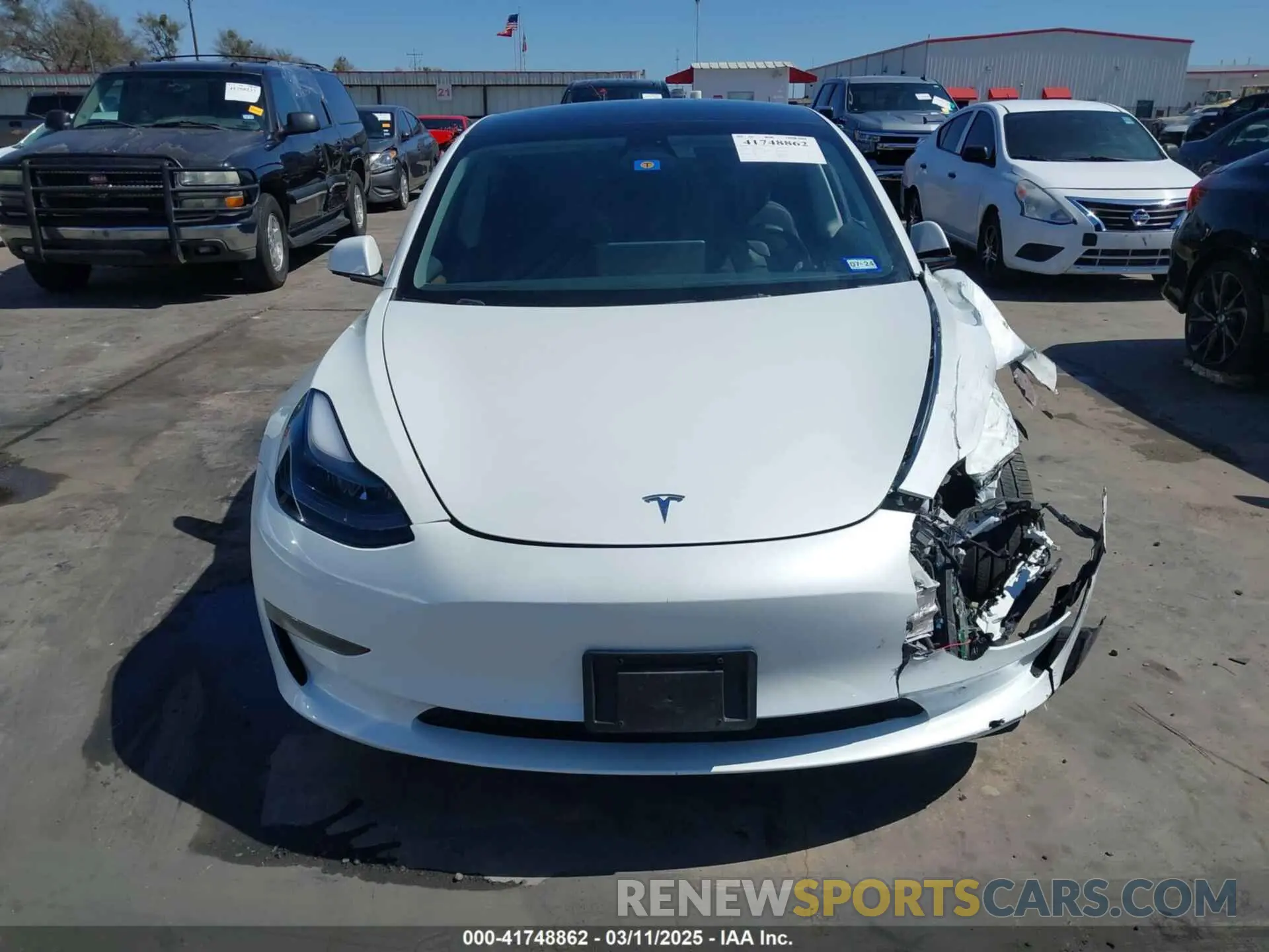 19 Photograph of a damaged car 5YJ3E1EA0PF608506 TESLA MODEL 3 2023