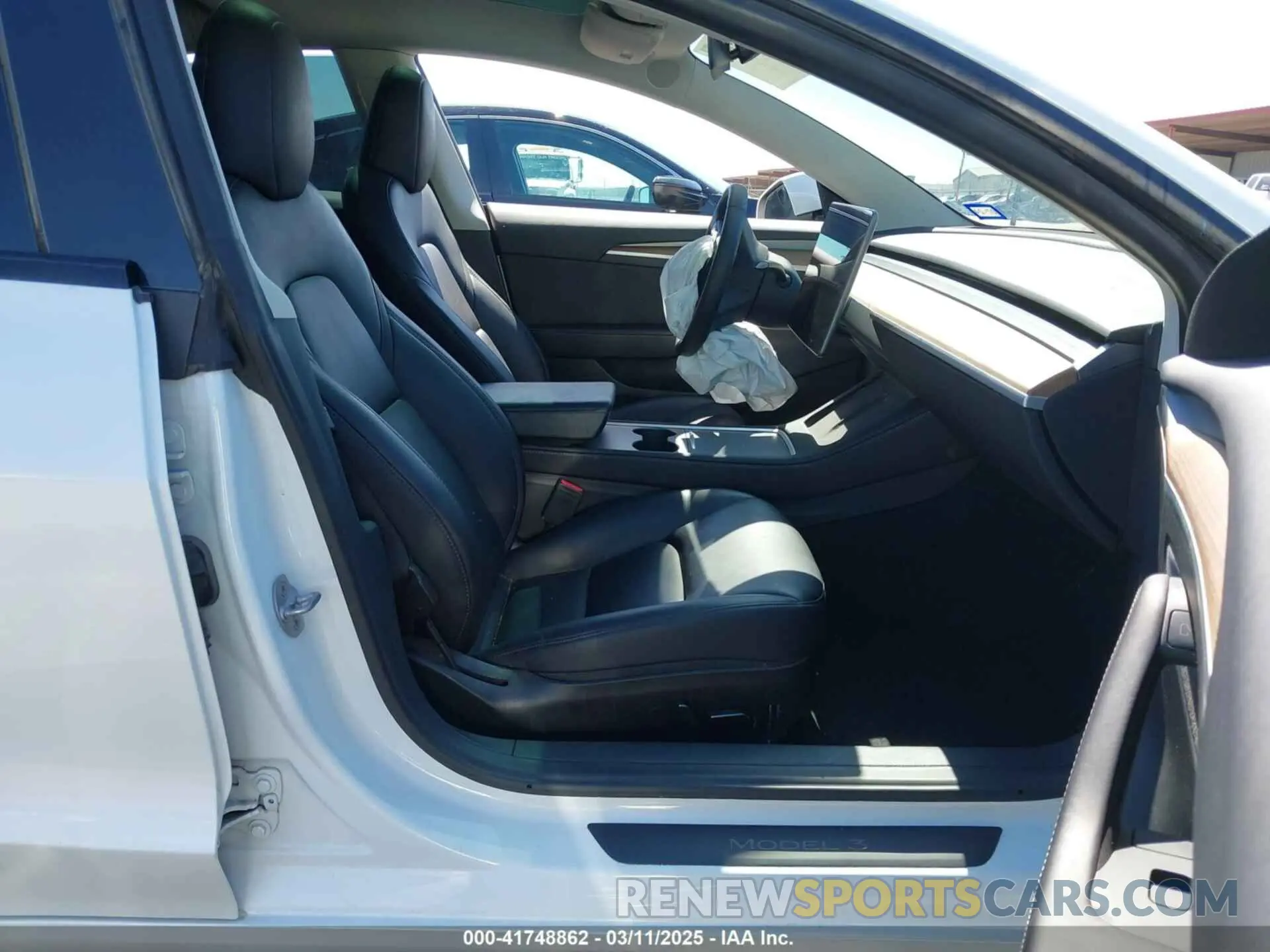 5 Photograph of a damaged car 5YJ3E1EA0PF608506 TESLA MODEL 3 2023