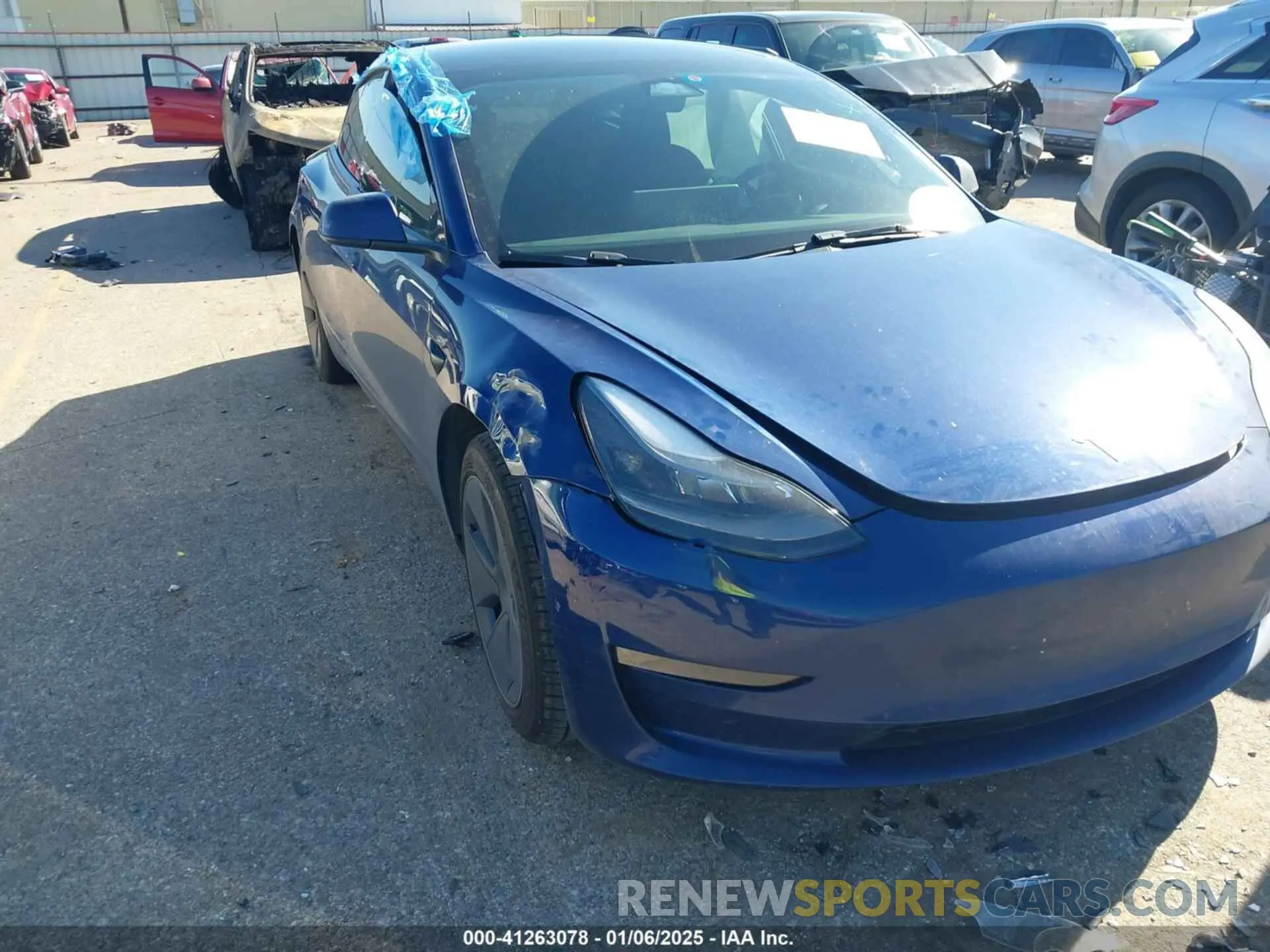 1 Photograph of a damaged car 5YJ3E1EA0PF612474 TESLA MODEL 3 2023
