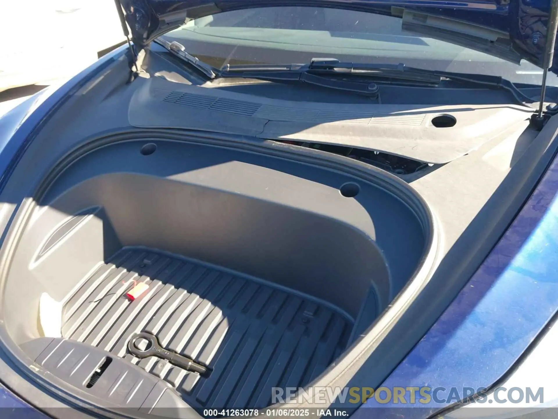 10 Photograph of a damaged car 5YJ3E1EA0PF612474 TESLA MODEL 3 2023