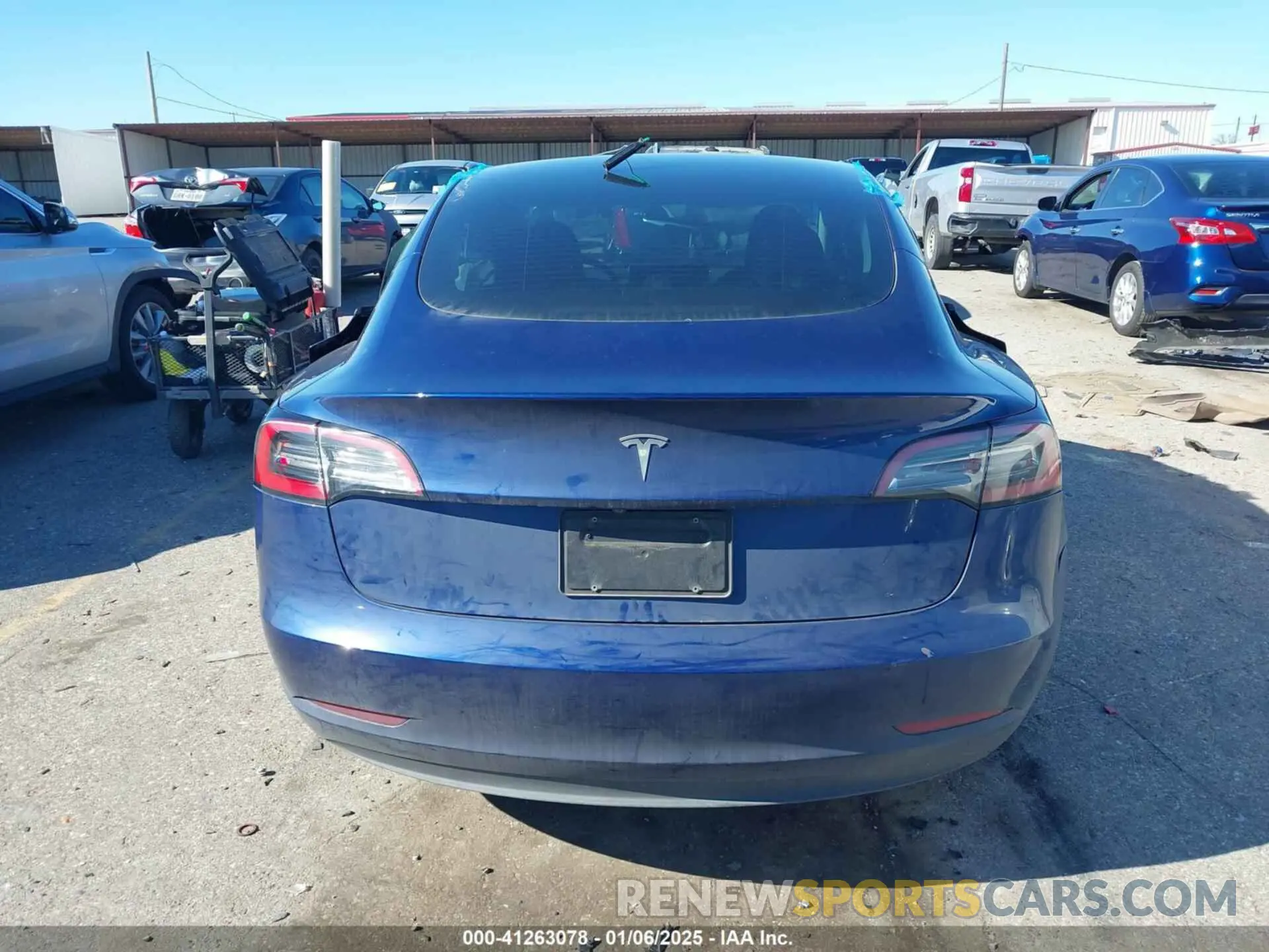 15 Photograph of a damaged car 5YJ3E1EA0PF612474 TESLA MODEL 3 2023