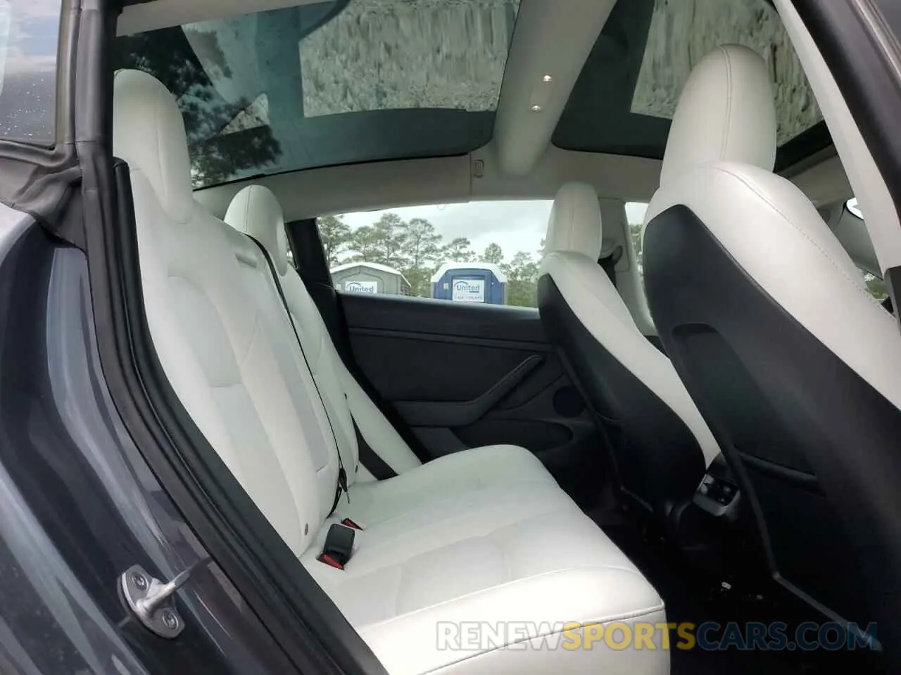 10 Photograph of a damaged car 5YJ3E1EA0PF613382 TESLA MODEL 3 2023