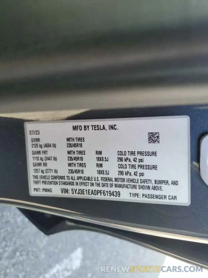 14 Photograph of a damaged car 5YJ3E1EA0PF619439 TESLA MODEL 3 2023