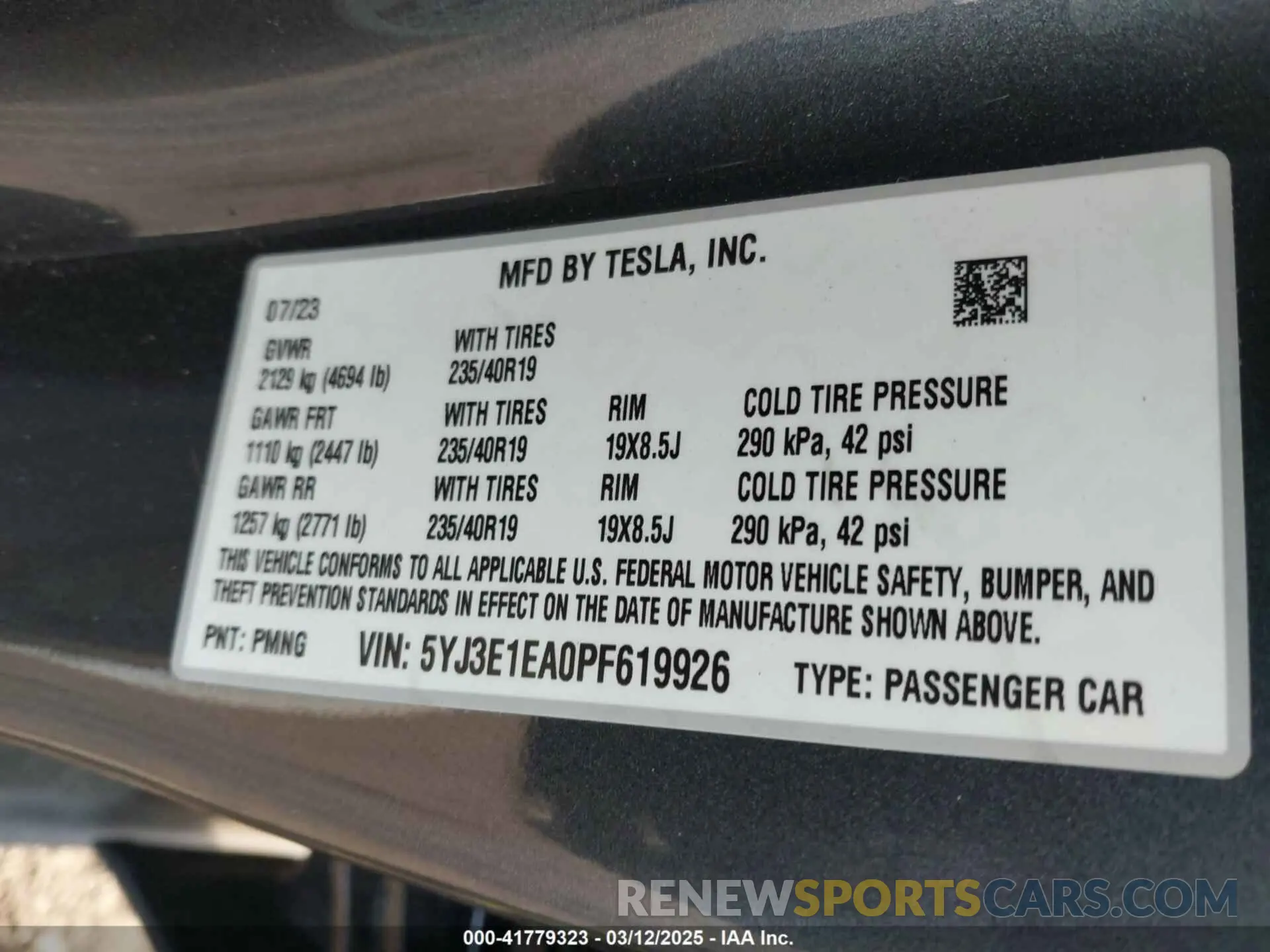 9 Photograph of a damaged car 5YJ3E1EA0PF619926 TESLA MODEL 3 2023