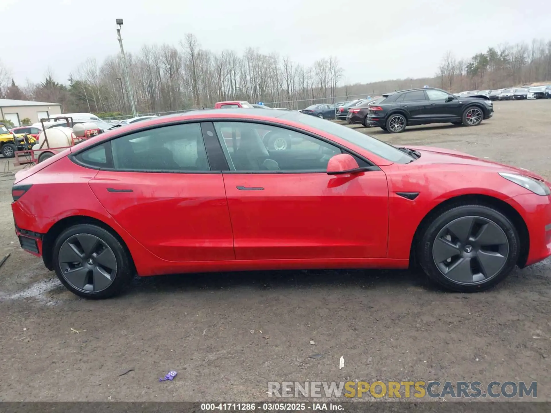 14 Photograph of a damaged car 5YJ3E1EA0PF644566 TESLA MODEL 3 2023