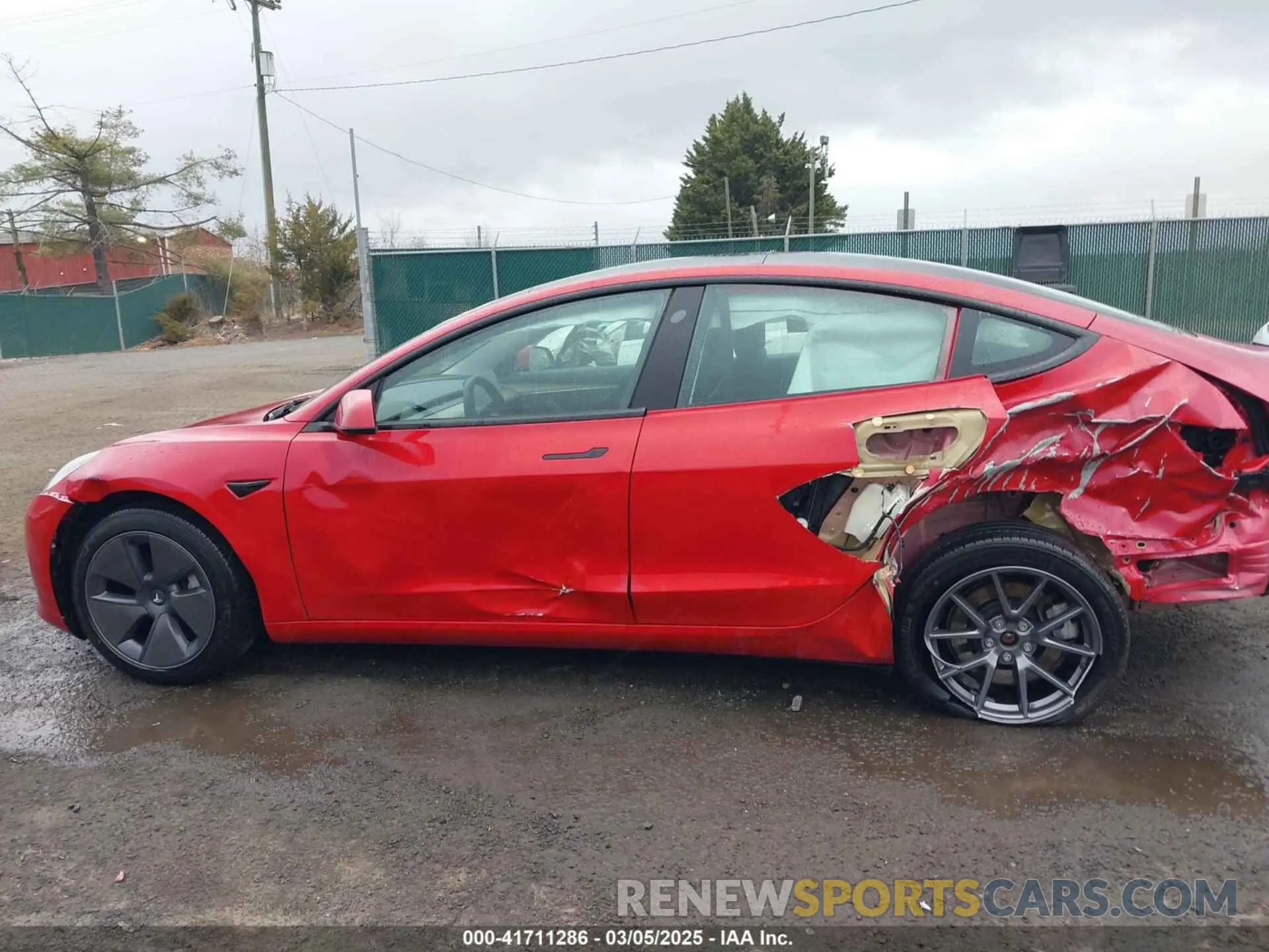 15 Photograph of a damaged car 5YJ3E1EA0PF644566 TESLA MODEL 3 2023