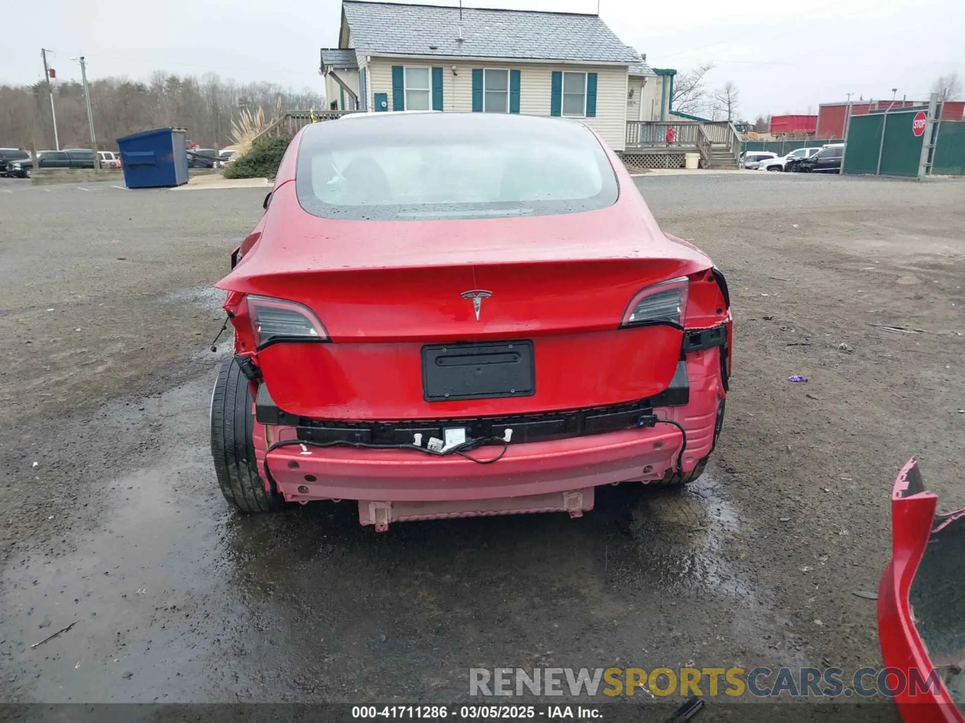 17 Photograph of a damaged car 5YJ3E1EA0PF644566 TESLA MODEL 3 2023