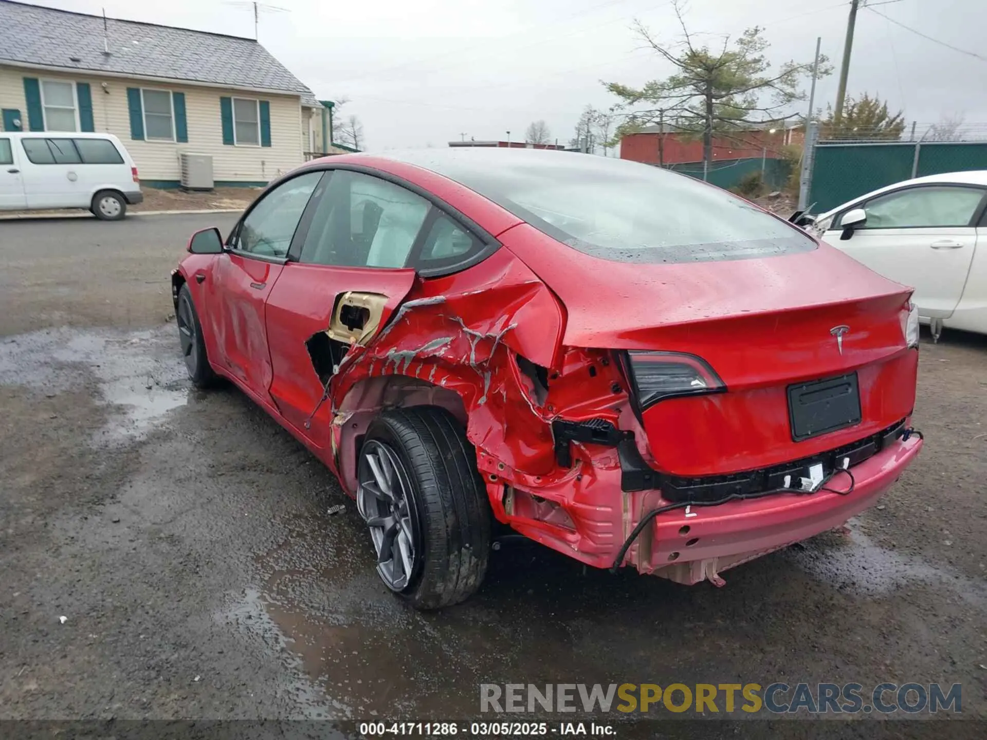3 Photograph of a damaged car 5YJ3E1EA0PF644566 TESLA MODEL 3 2023