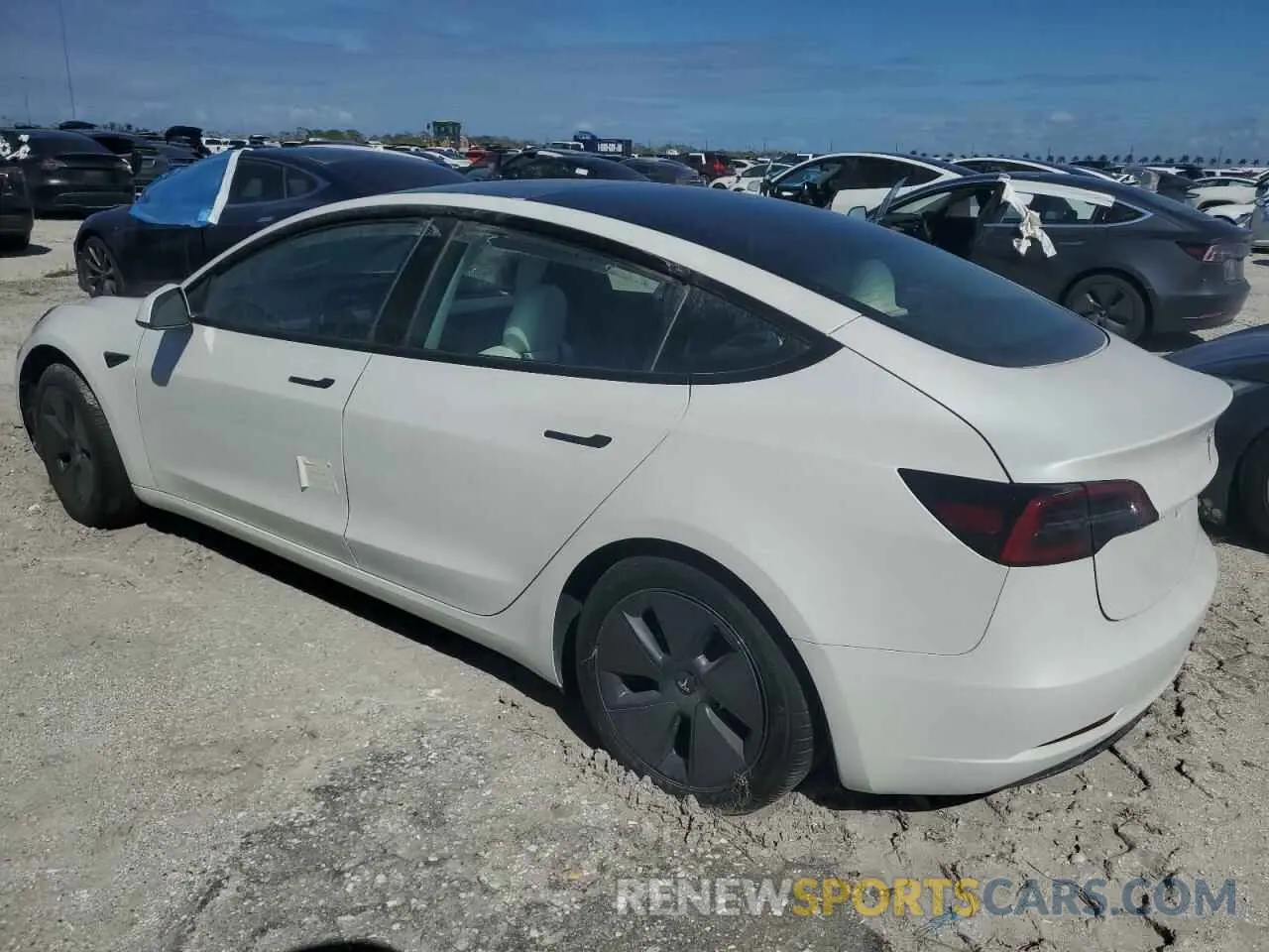 2 Photograph of a damaged car 5YJ3E1EA0PF653560 TESLA MODEL 3 2023