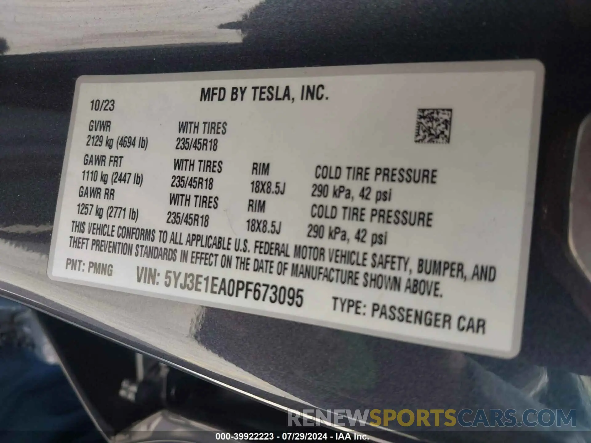 9 Photograph of a damaged car 5YJ3E1EA0PF673095 TESLA MODEL 3 2023