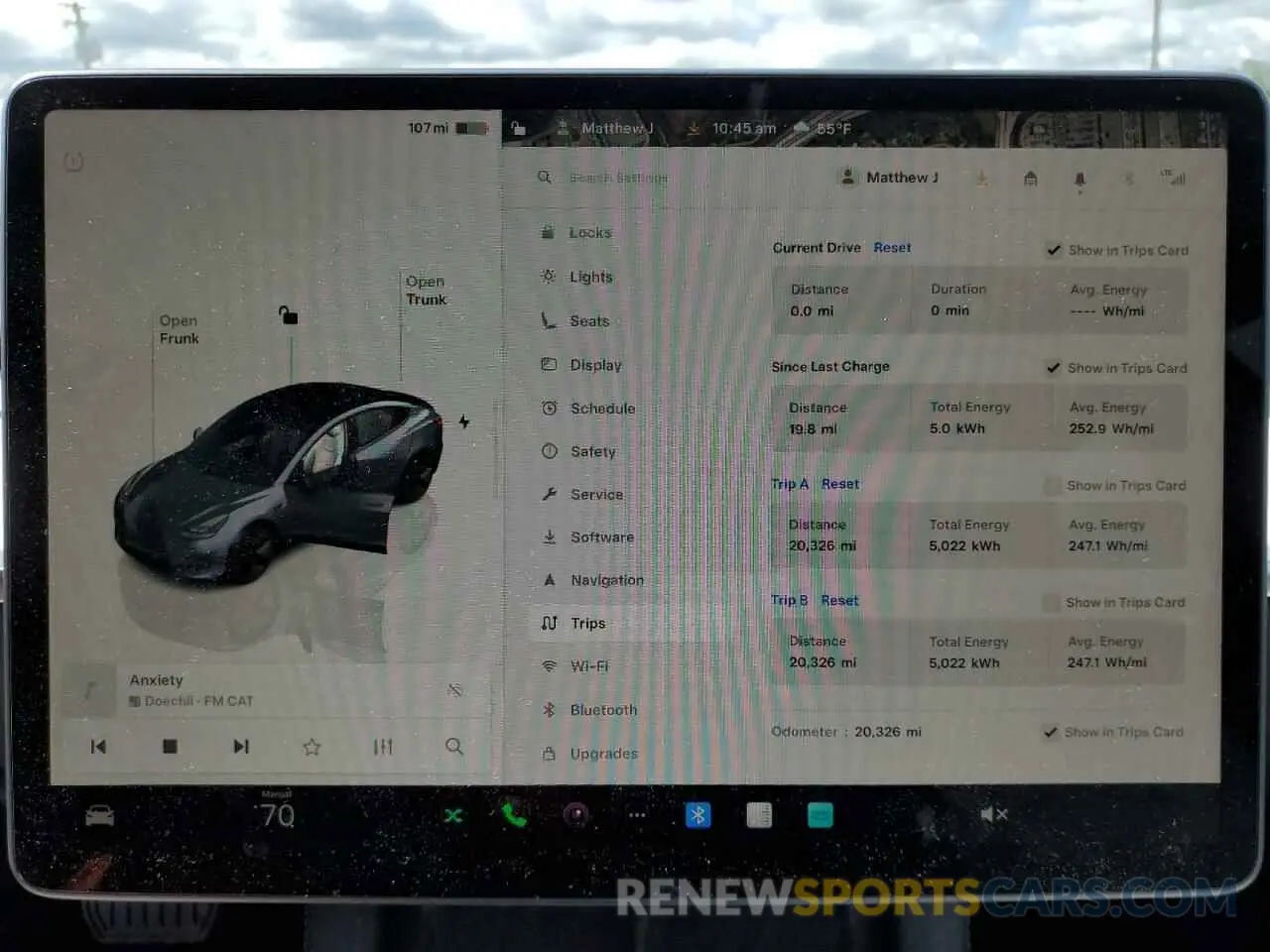 9 Photograph of a damaged car 5YJ3E1EA0PF677471 TESLA MODEL 3 2023