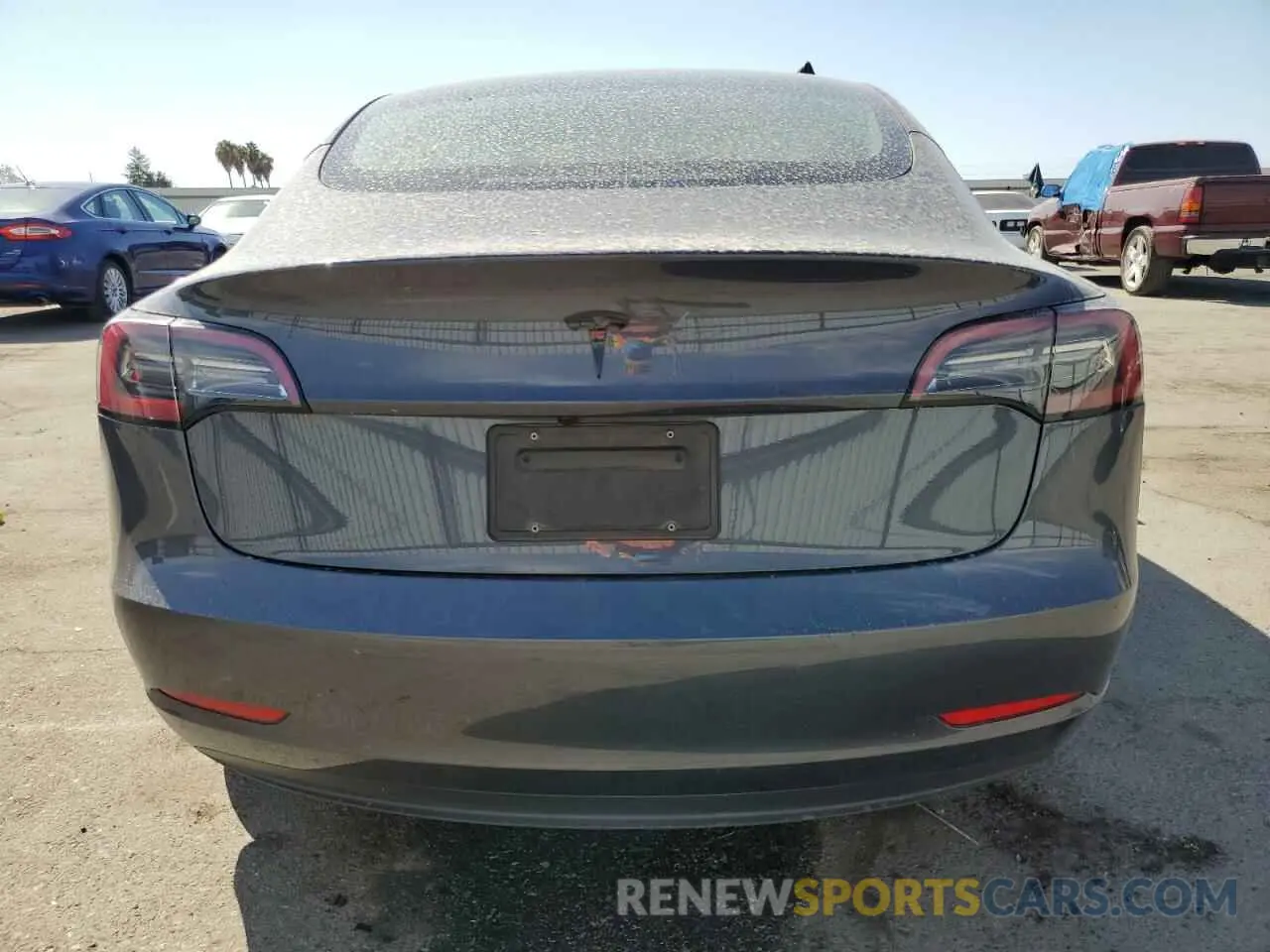 6 Photograph of a damaged car 5YJ3E1EA0PF687367 TESLA MODEL 3 2023