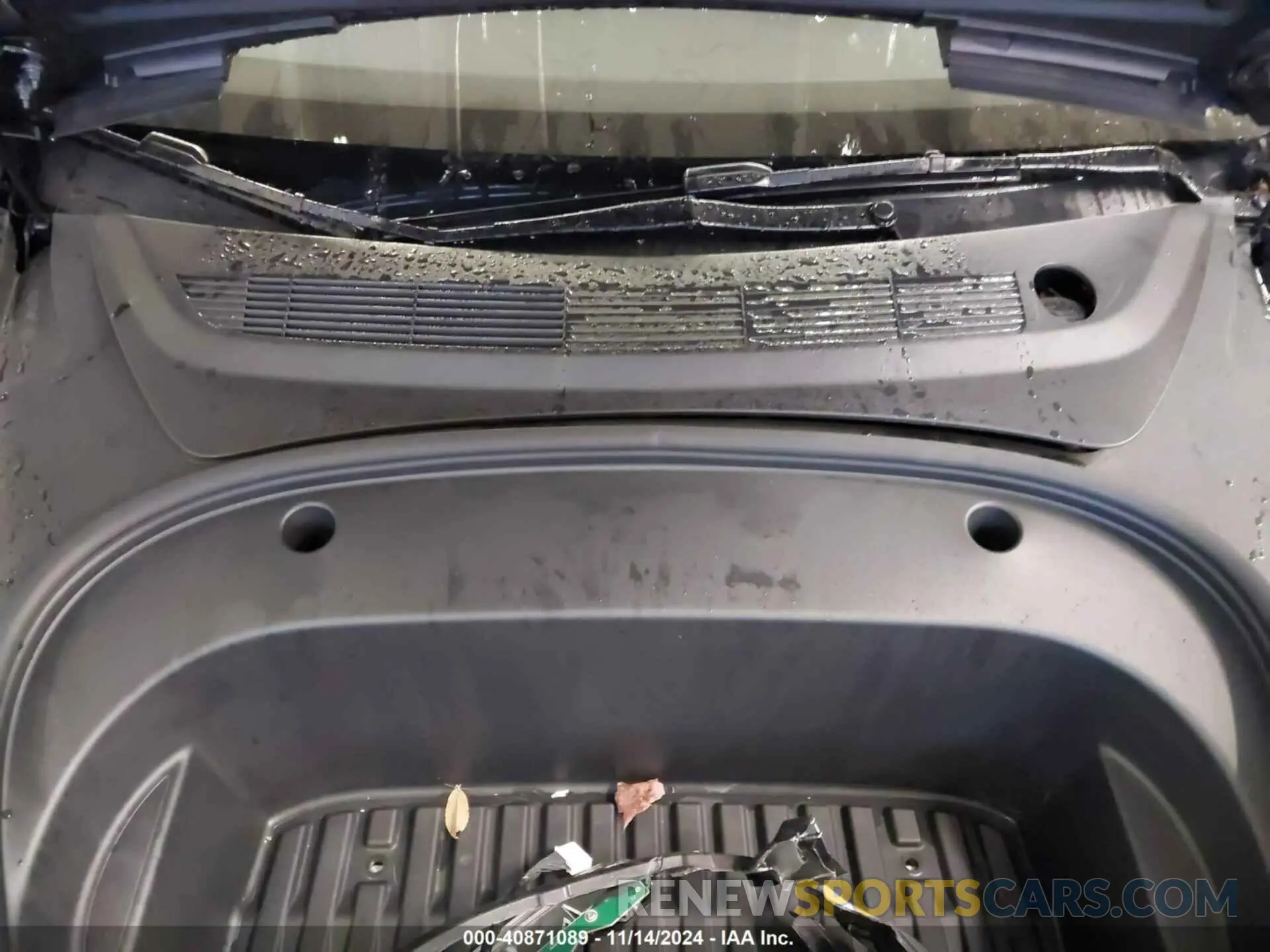 10 Photograph of a damaged car 5YJ3E1EA0PF698028 TESLA MODEL 3 2023
