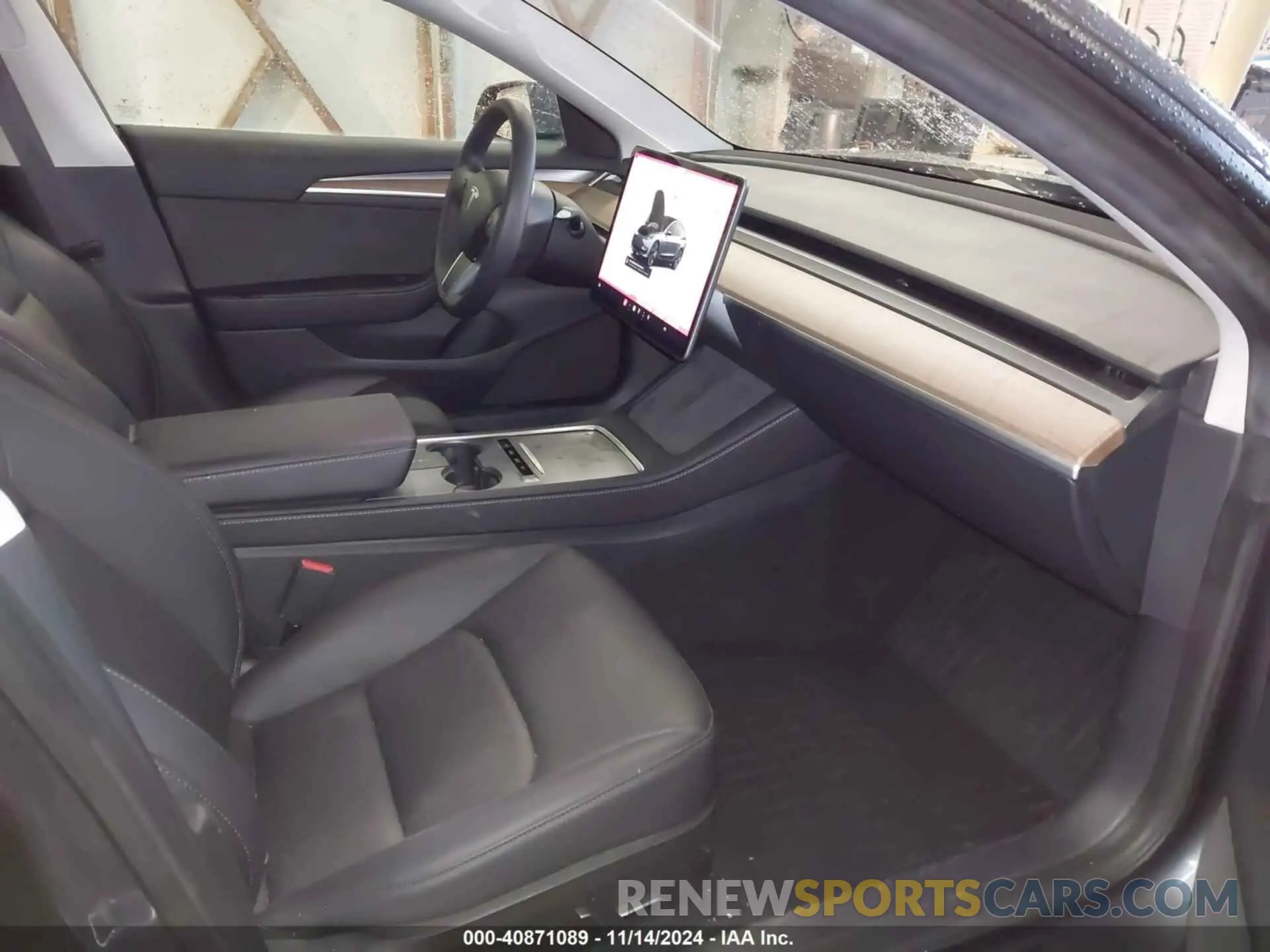5 Photograph of a damaged car 5YJ3E1EA0PF698028 TESLA MODEL 3 2023