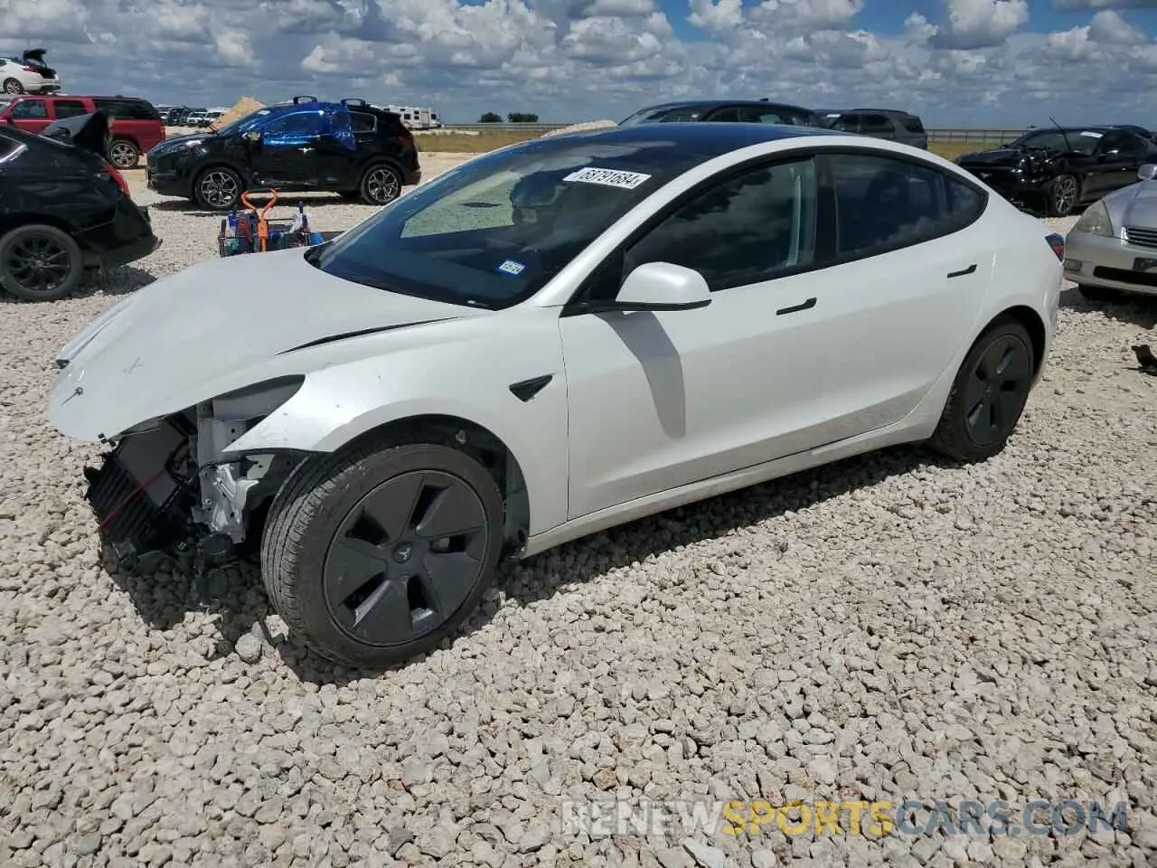 1 Photograph of a damaged car 5YJ3E1EA0PF701915 TESLA MODEL 3 2023