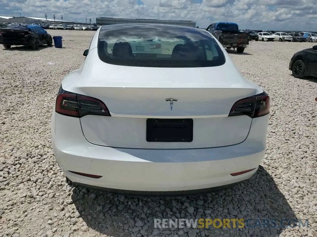 6 Photograph of a damaged car 5YJ3E1EA0PF701915 TESLA MODEL 3 2023