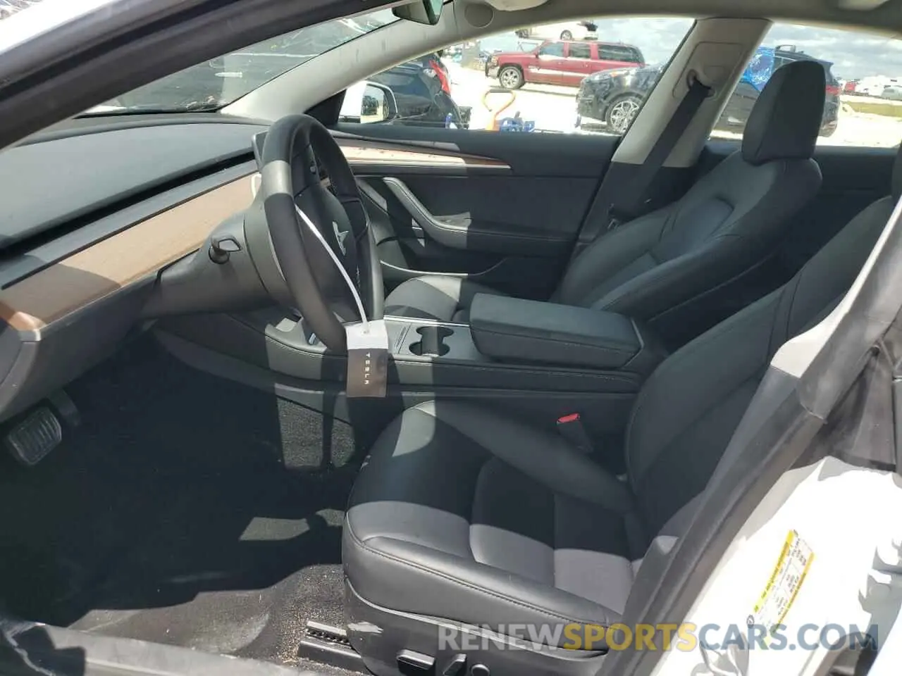 7 Photograph of a damaged car 5YJ3E1EA0PF701915 TESLA MODEL 3 2023