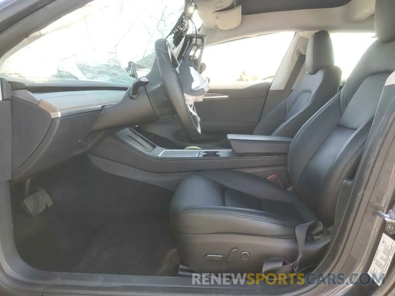7 Photograph of a damaged car 5YJ3E1EA0PF711456 TESLA MODEL 3 2023