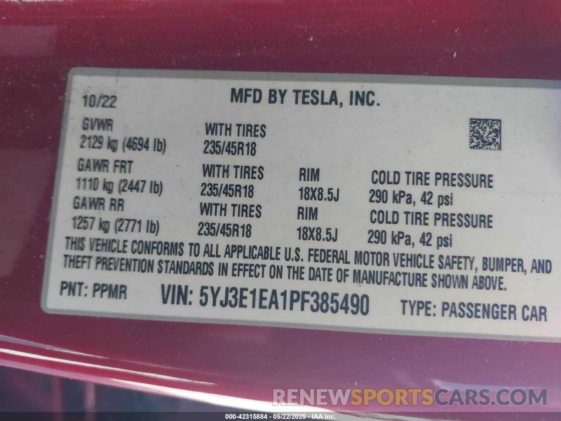 9 Photograph of a damaged car 5YJ3E1EA1PF385490 TESLA MODEL 3 2023
