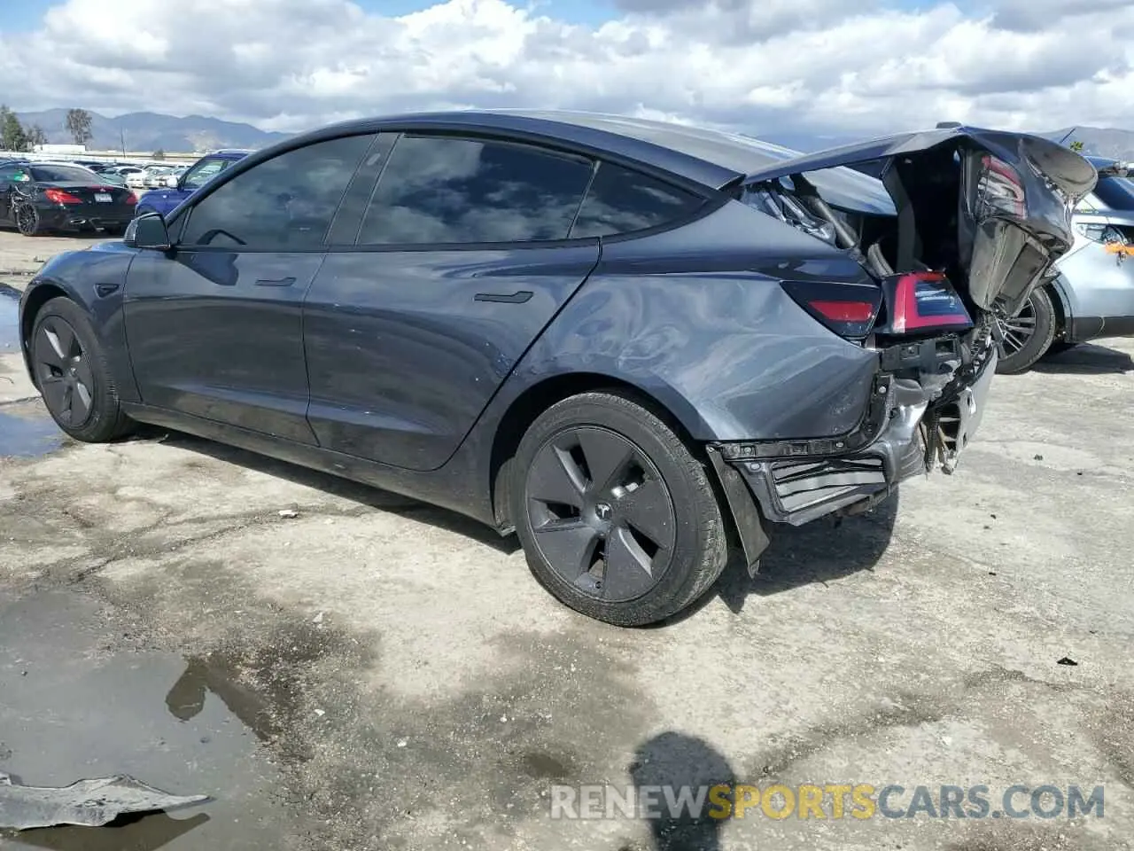 2 Photograph of a damaged car 5YJ3E1EA1PF402336 TESLA MODEL 3 2023
