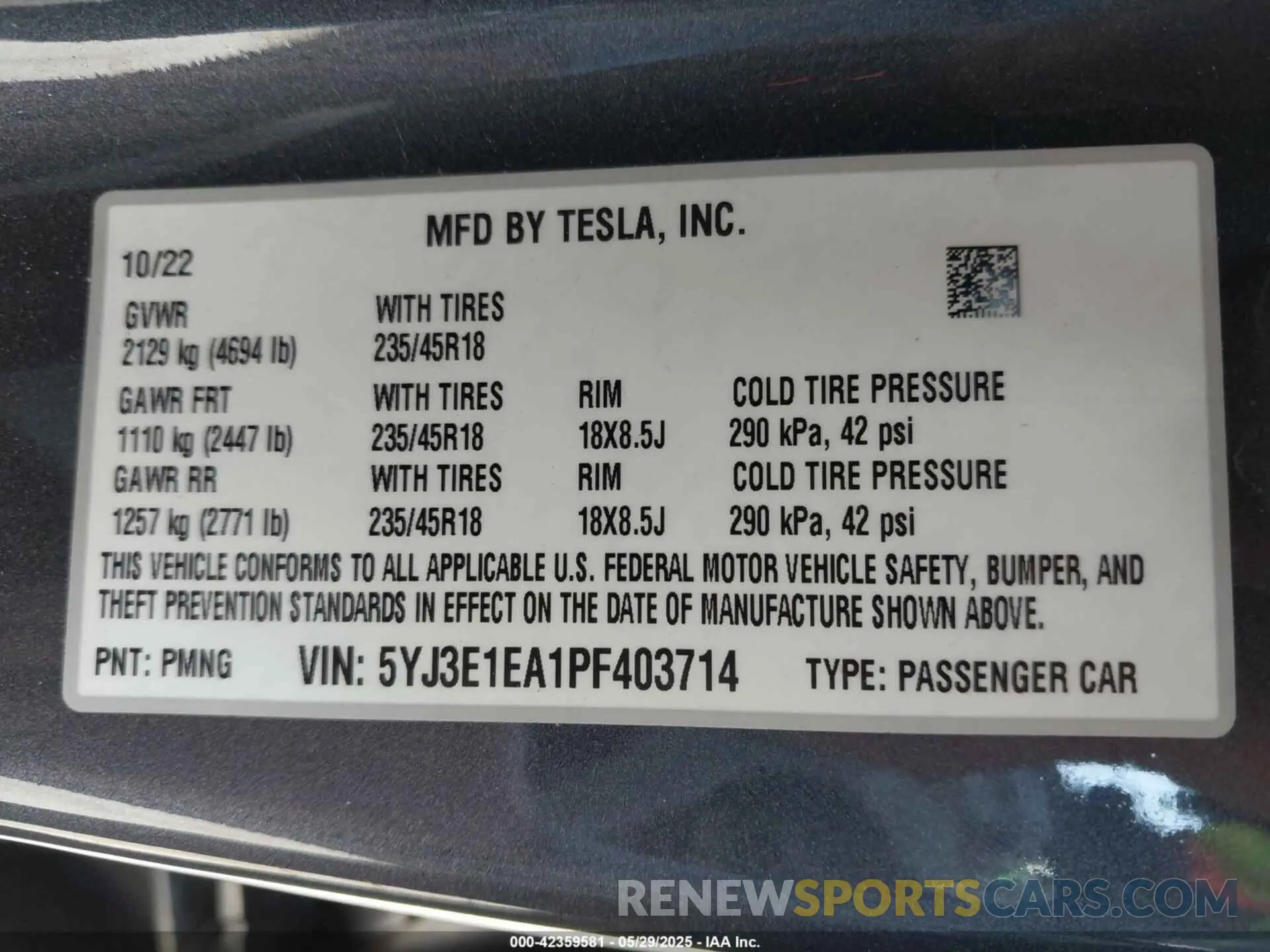9 Photograph of a damaged car 5YJ3E1EA1PF403714 TESLA MODEL 3 2023