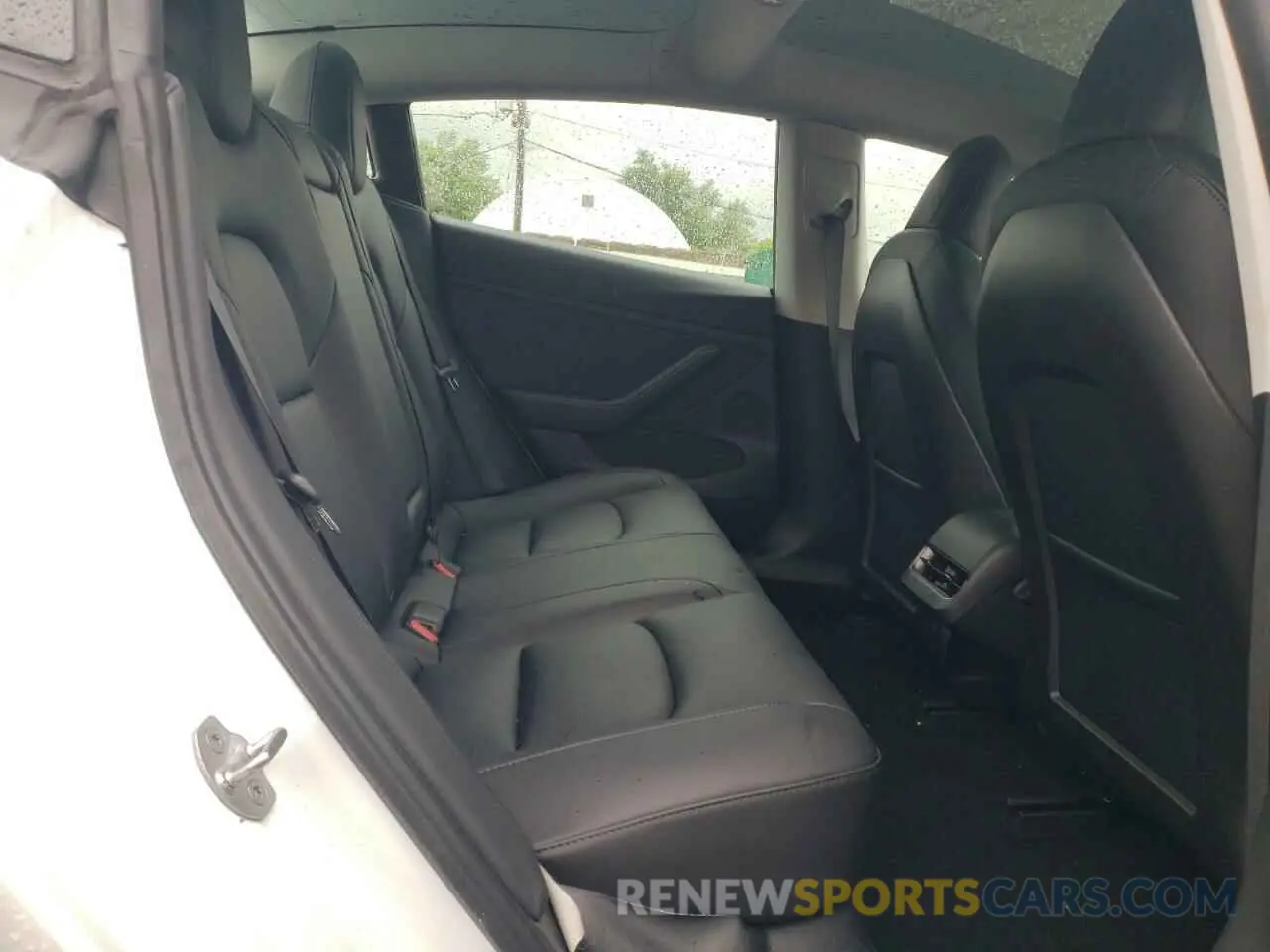 10 Photograph of a damaged car 5YJ3E1EA1PF420111 TESLA MODEL 3 2023
