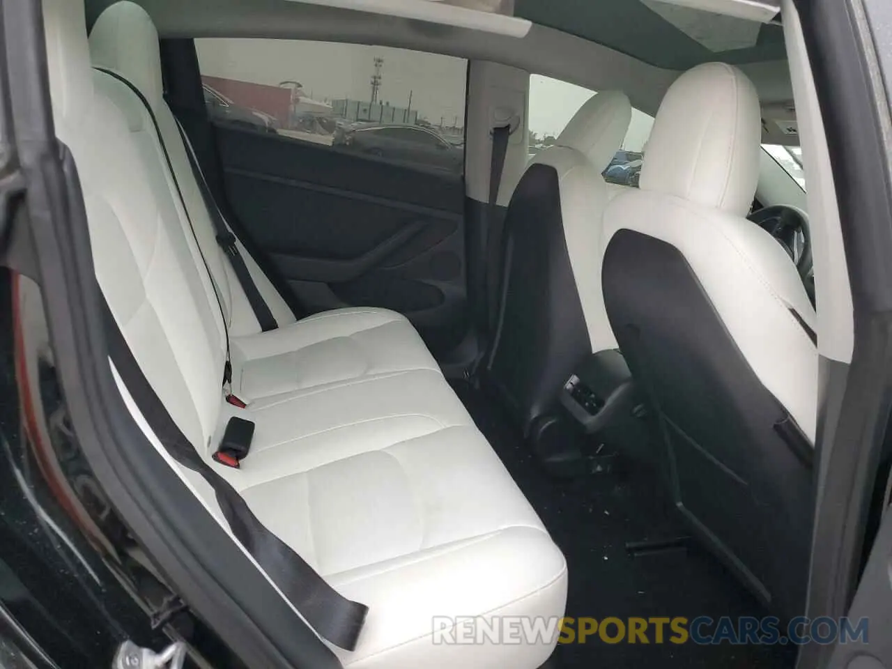 10 Photograph of a damaged car 5YJ3E1EA1PF423672 TESLA MODEL 3 2023